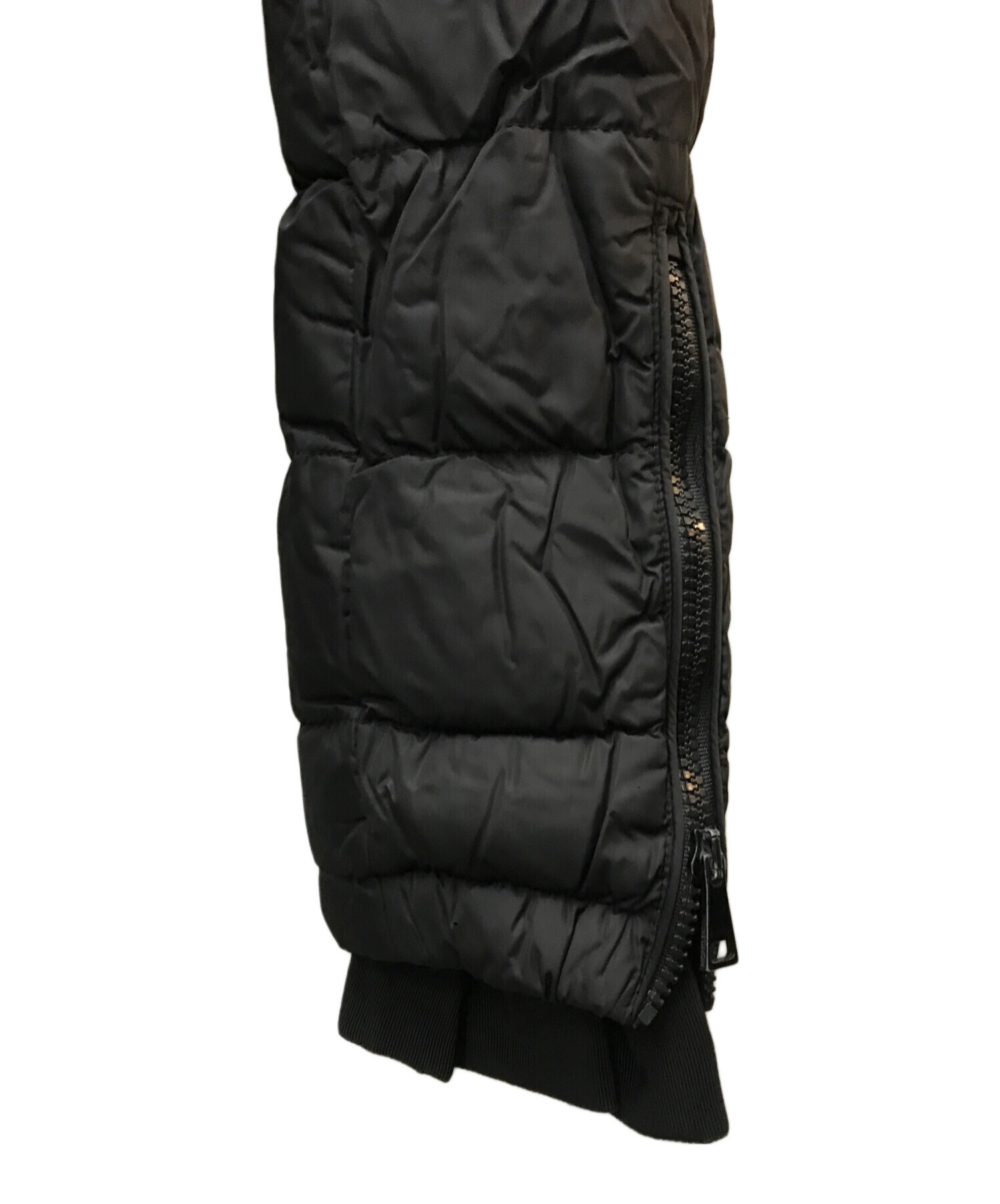 中古・古着通販】MONCLER (モンクレール) BETULA GIUBBOTTO ブラック 中古・古着通販】MONCLER (モンクレール) BETULA GIUBBOTTO ブラック