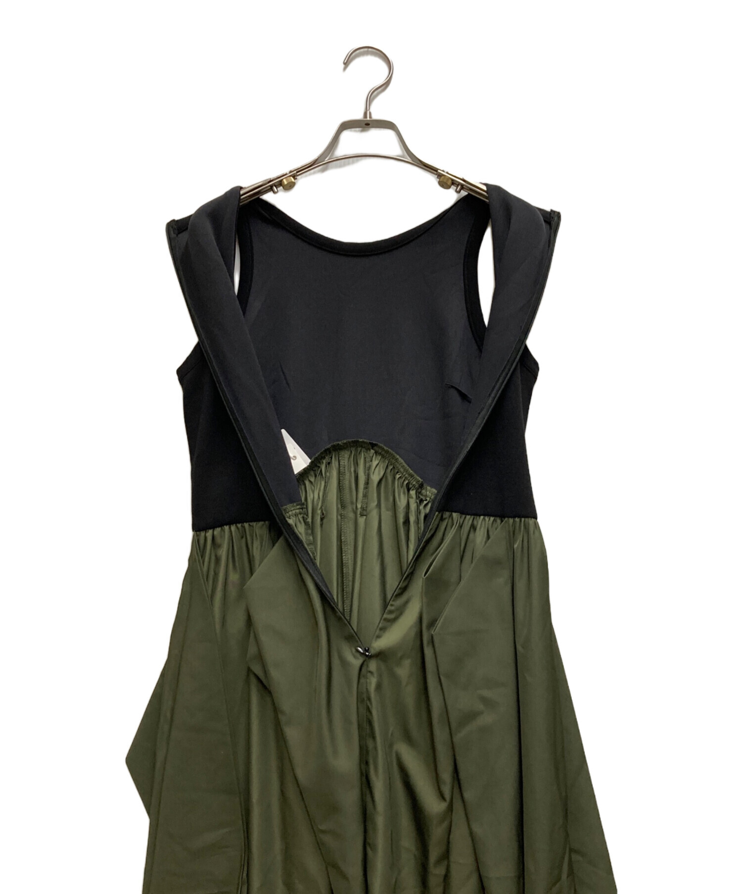 中古・古着通販】UN3D. (アンスリード) CURVE LINE TUCK SLEEVELESS OP 