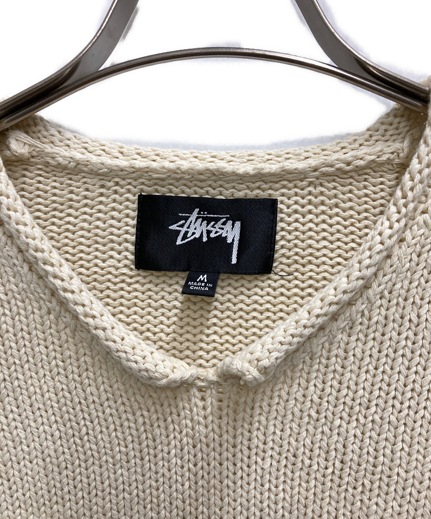 中古・古着通販】stussy (ステューシー) EMBROIDERED V-NECK LOGO
