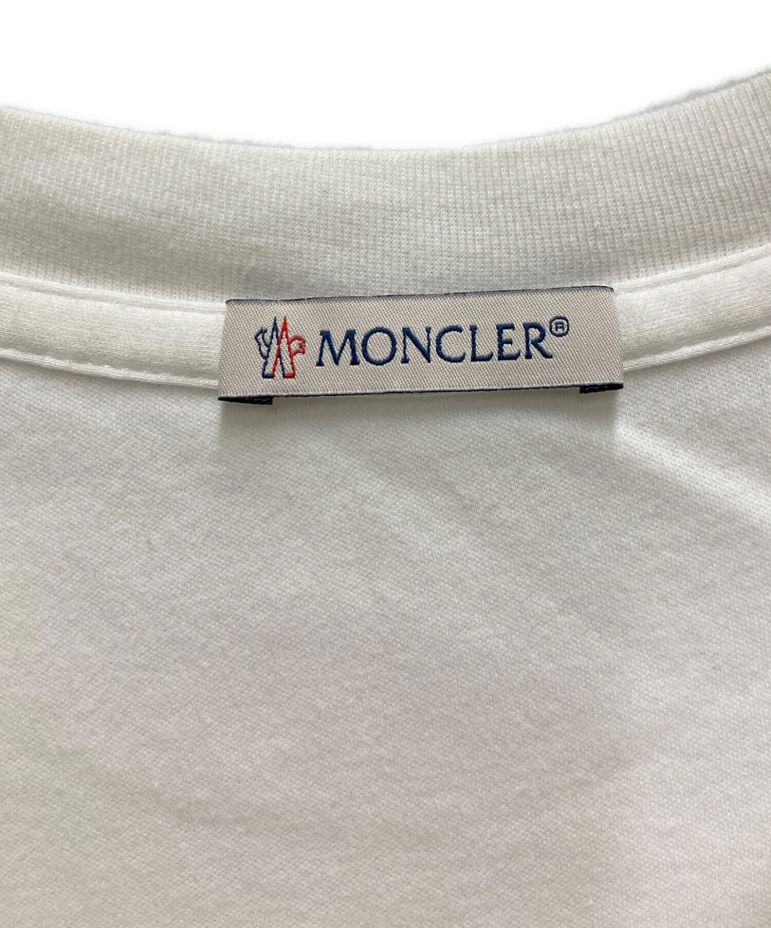〔美品〕モンクレール　ロゴプリント　S Tシャツ　ホワイト国内正規品 4S546 中古・古着通販】MONCLER (モンクレール) ロゴS/S T-SHIRT ホワイト