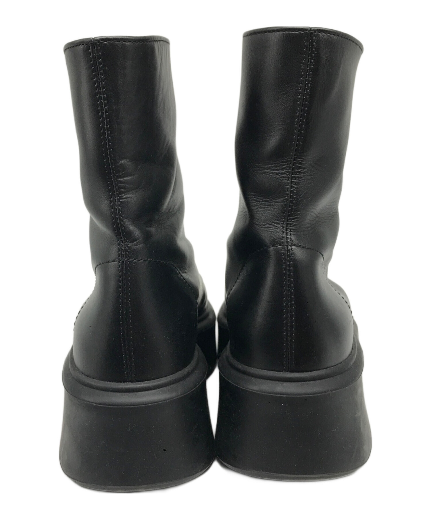 THE ROW ZIPPED BOOT II ブラック ザロウ Leather ankle boots - black 
