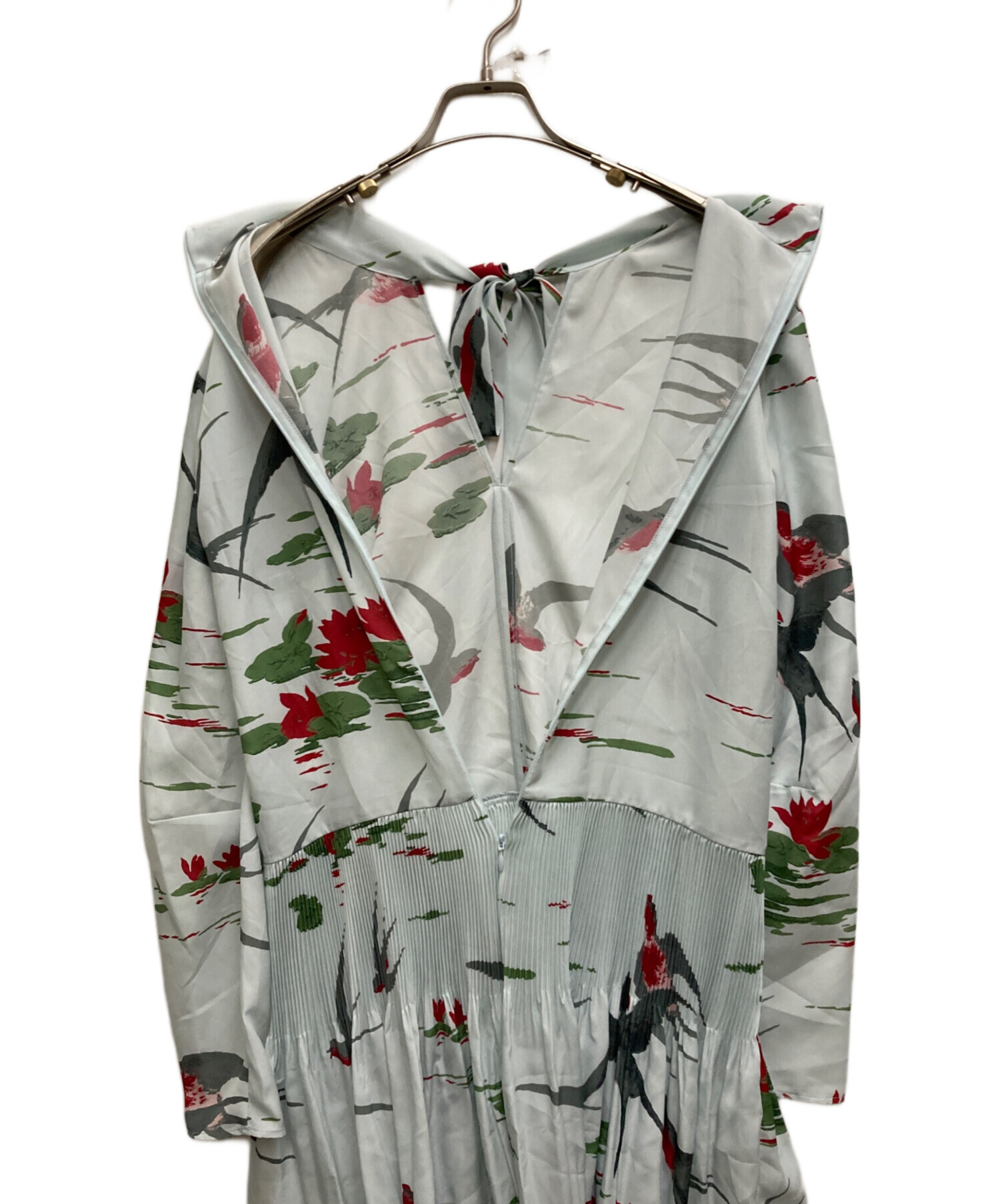 中古・古着通販】RED VALENTINO (レッドヴァレンティノ) ボウタイ 中古・古着通販】RED VALENTINO (レッドヴァレンティノ) ボウタイ