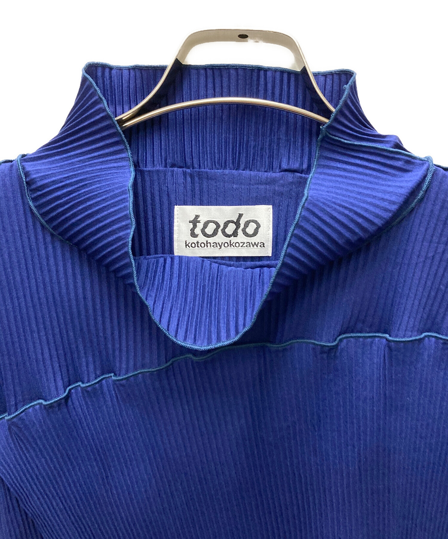 中古・古着通販】kotohayokozawa (コトハヨコザワ) プリーツカットソー
