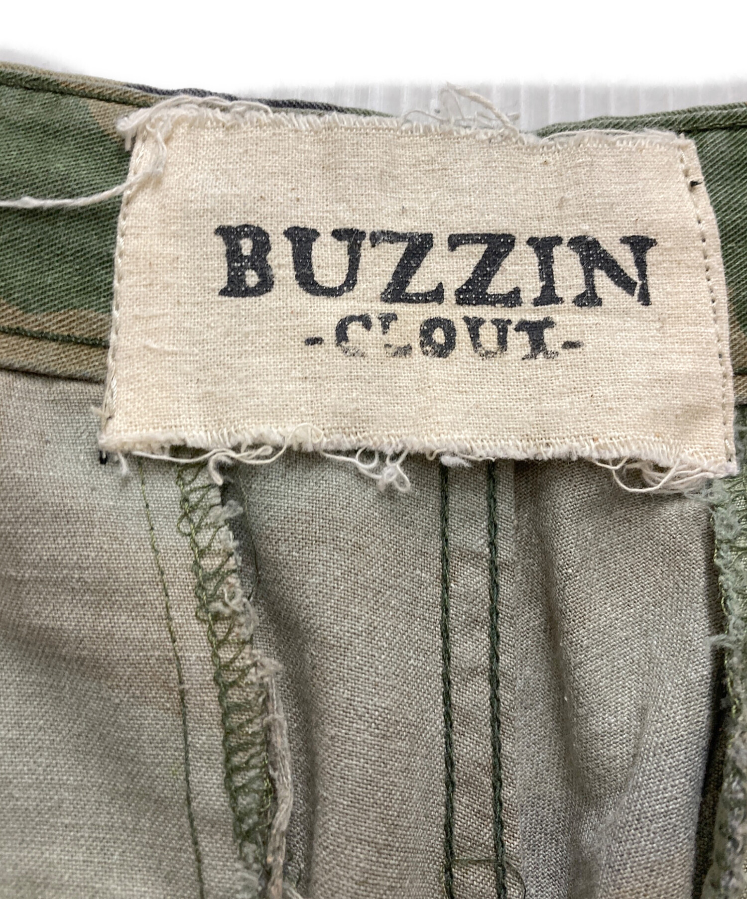 BUZZIN CLOUT カモ　ダメージパンツ 中古・古着通販】BUZZIN CLOUT (バズィン・クラウト) クラッシュカモ