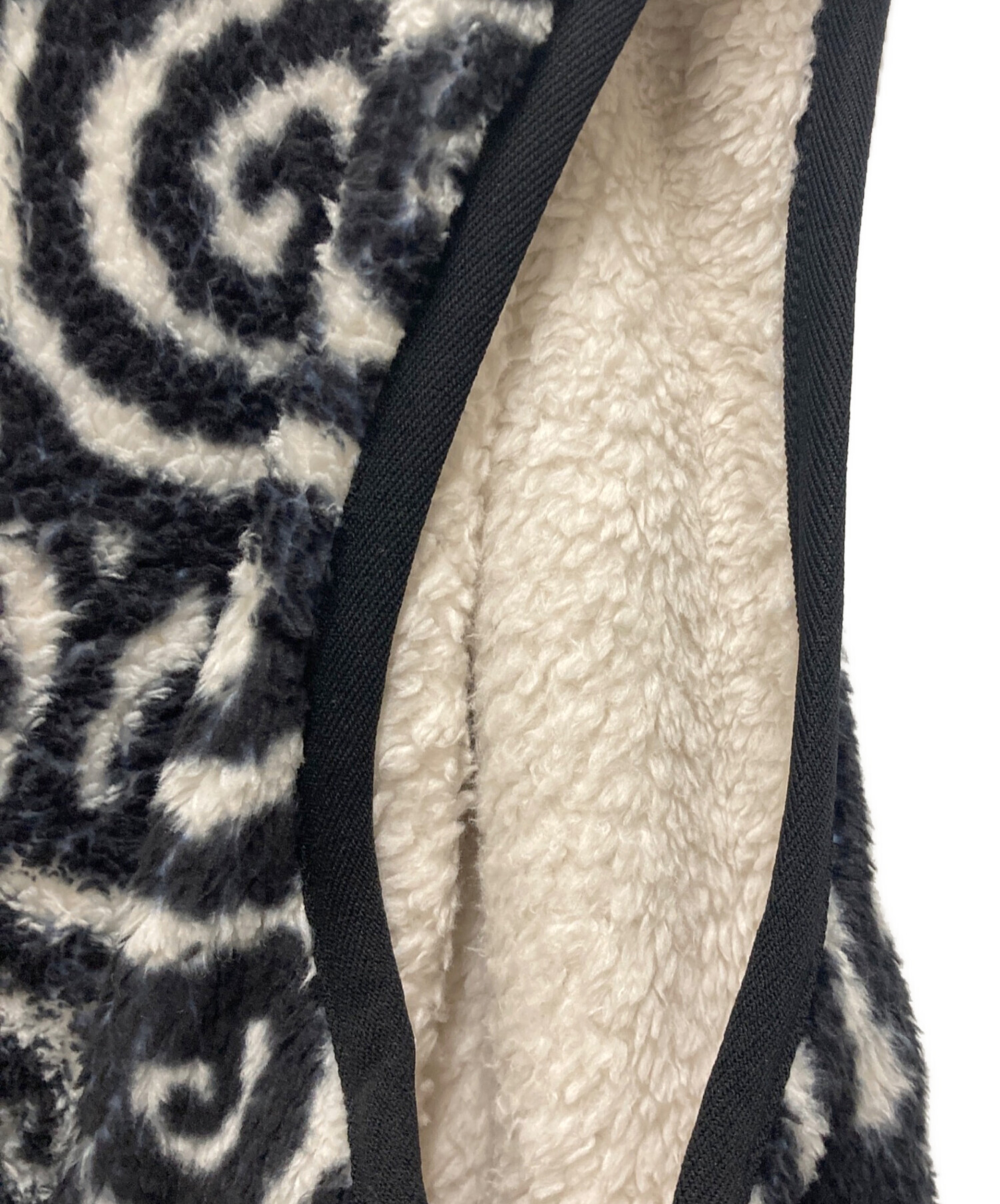 中古・古着通販】TUITACI (ツイタチ) ARABESQUE MAZE FLEECE VEST 