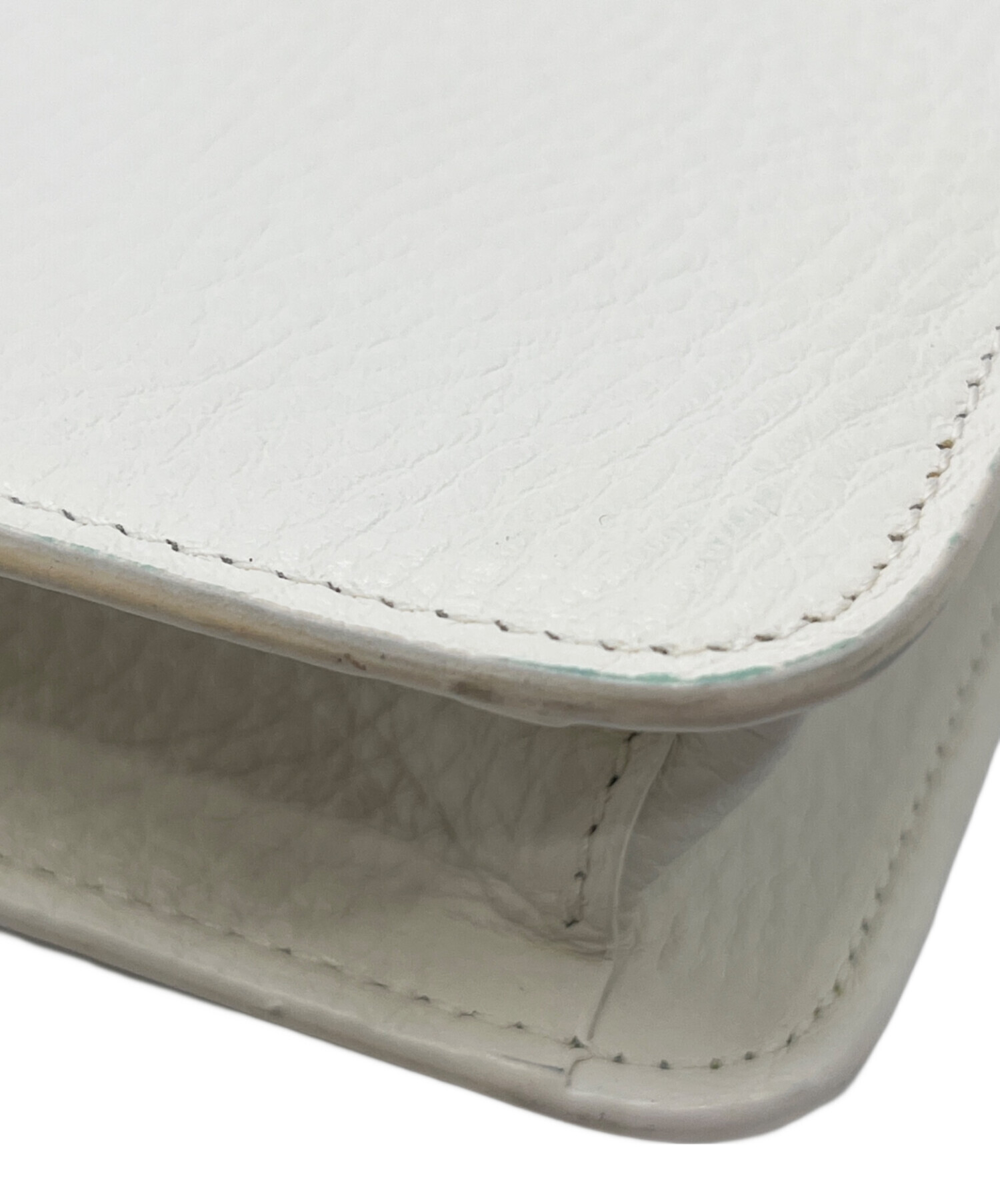 JIMMY CHOO かごバッグ ホワイト　ショルダー付　2way JIMMY CHOO かごバッグ ホワイト ショルダー付 2way JIMMY CHOO かご