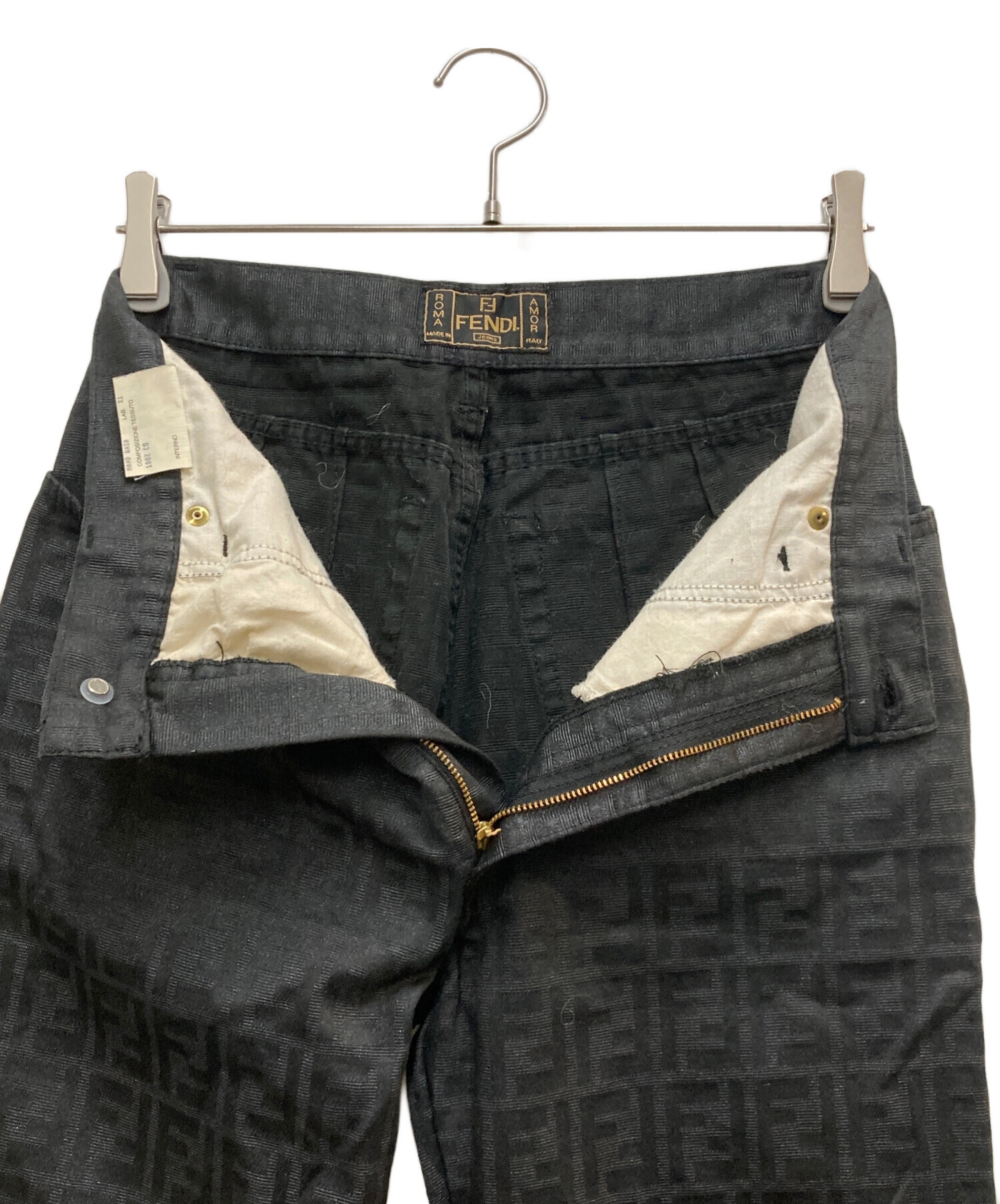 中古・古着通販】FENDI (フェンディ) ズッカ柄デニムパンツ ブラック