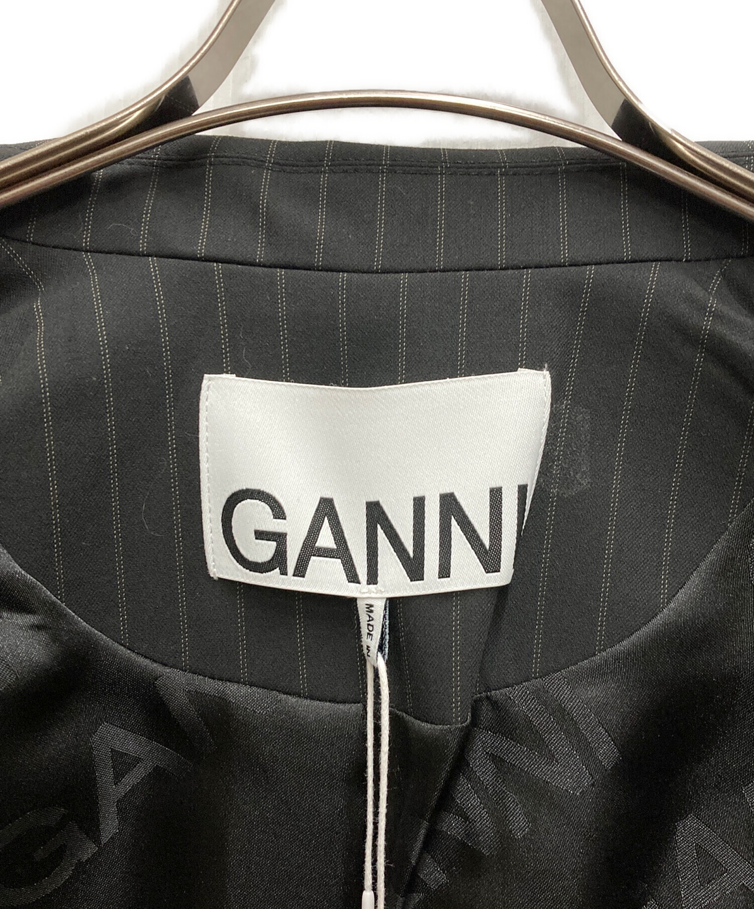 中古・古着通販】GANNI (ガニー) 3Bピンストライプジャケット グレー