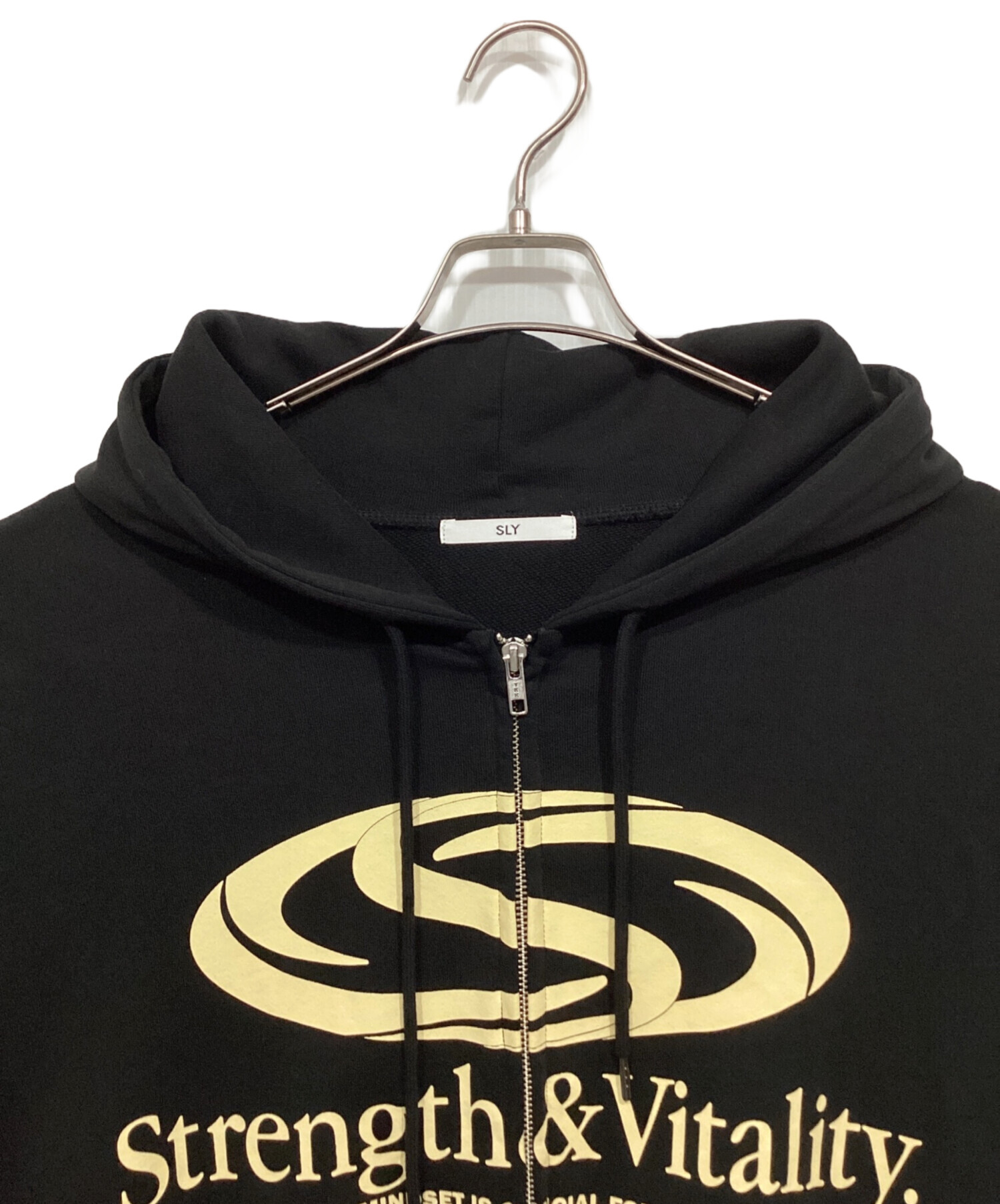 中古・古着通販】SLY (スライ) PRINT OVER HOODIE ブラック サイズ