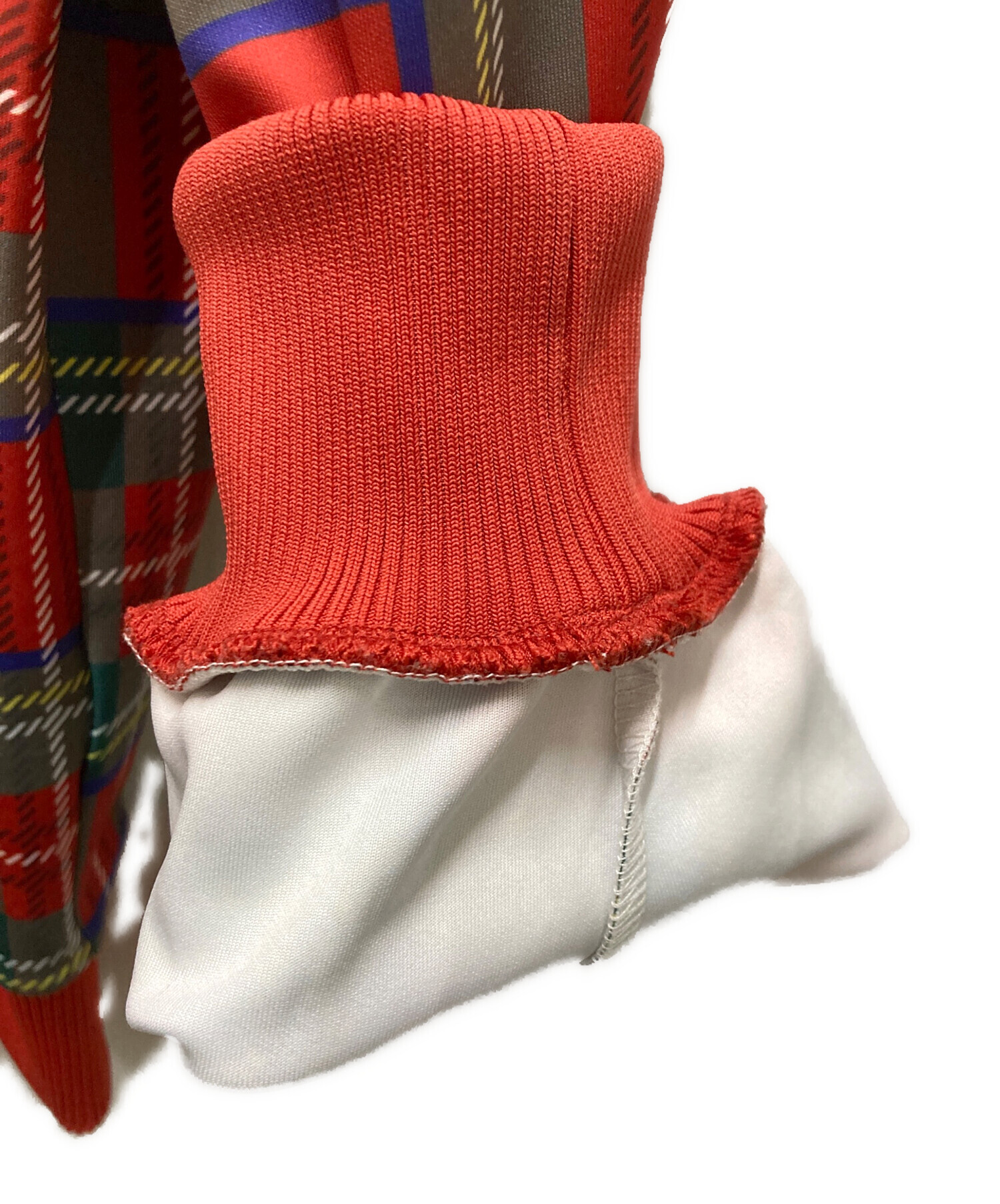 HEIHEI ヘイヘイ トラックジャケット 赤チェック 中古・古着通販】HEIHEI (ヘイヘイ) チェック イチゴ柄 トラック