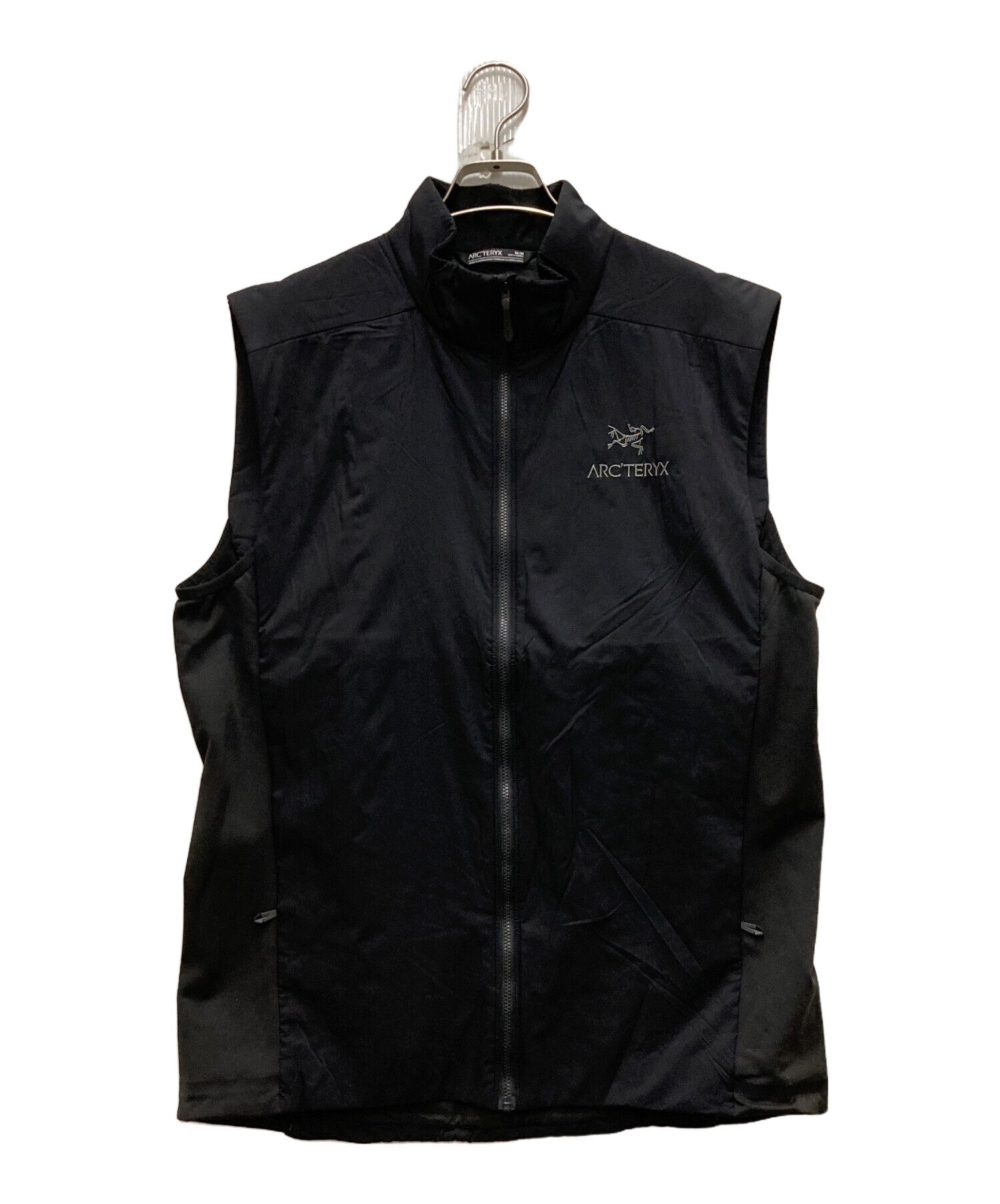 ARC'TERYX ブラック ベスト L/G 中古・古着通販】ARC'TERYX (アークテリクス) Atom Vest ブラック