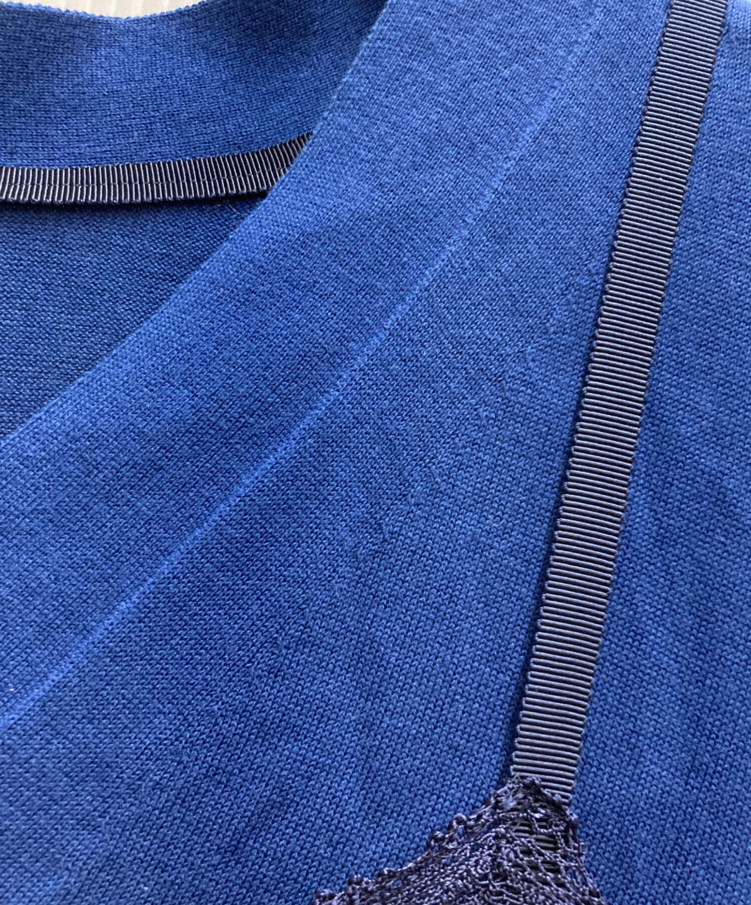 良品 sacai サカイ 半袖 ニット レース 異素材切替 バックプリーツ プルオーバーブラウス 19-04311 サイズ2 グレー×ホワイト レディース 古着 中古 USED 良品 sacai サカイ 半袖 ニット レース 異素材切替 バックプリーツ
