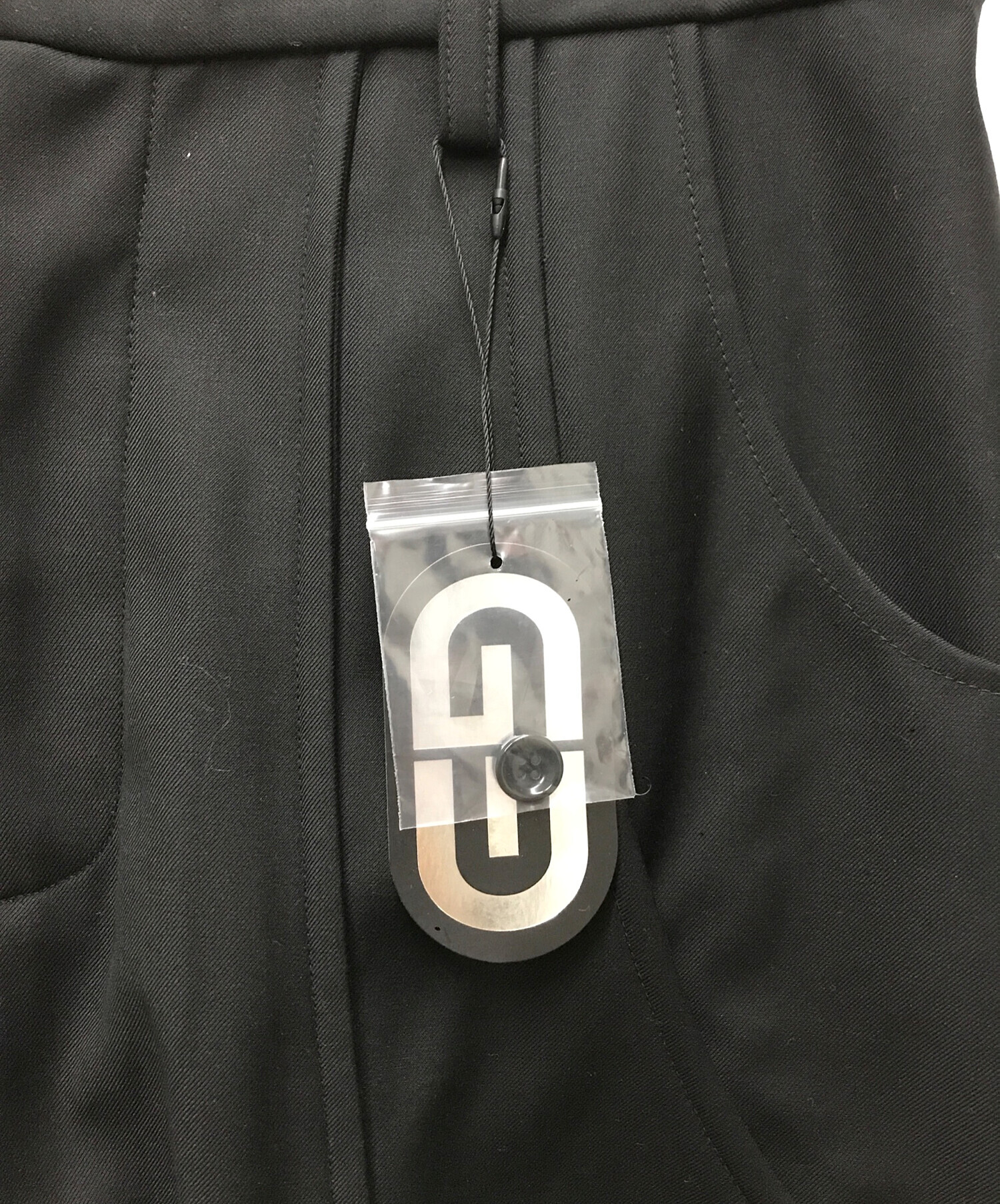 中古・古着通販】GOAT ESSENCE (ゴートエッセンス) TUCK WIDE SHORTS