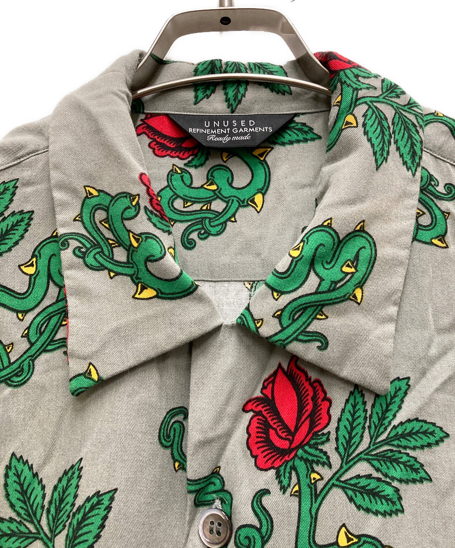 中古・古着通販】UNUSED (アンユーズド) Rose Pattern Short-Sleeve