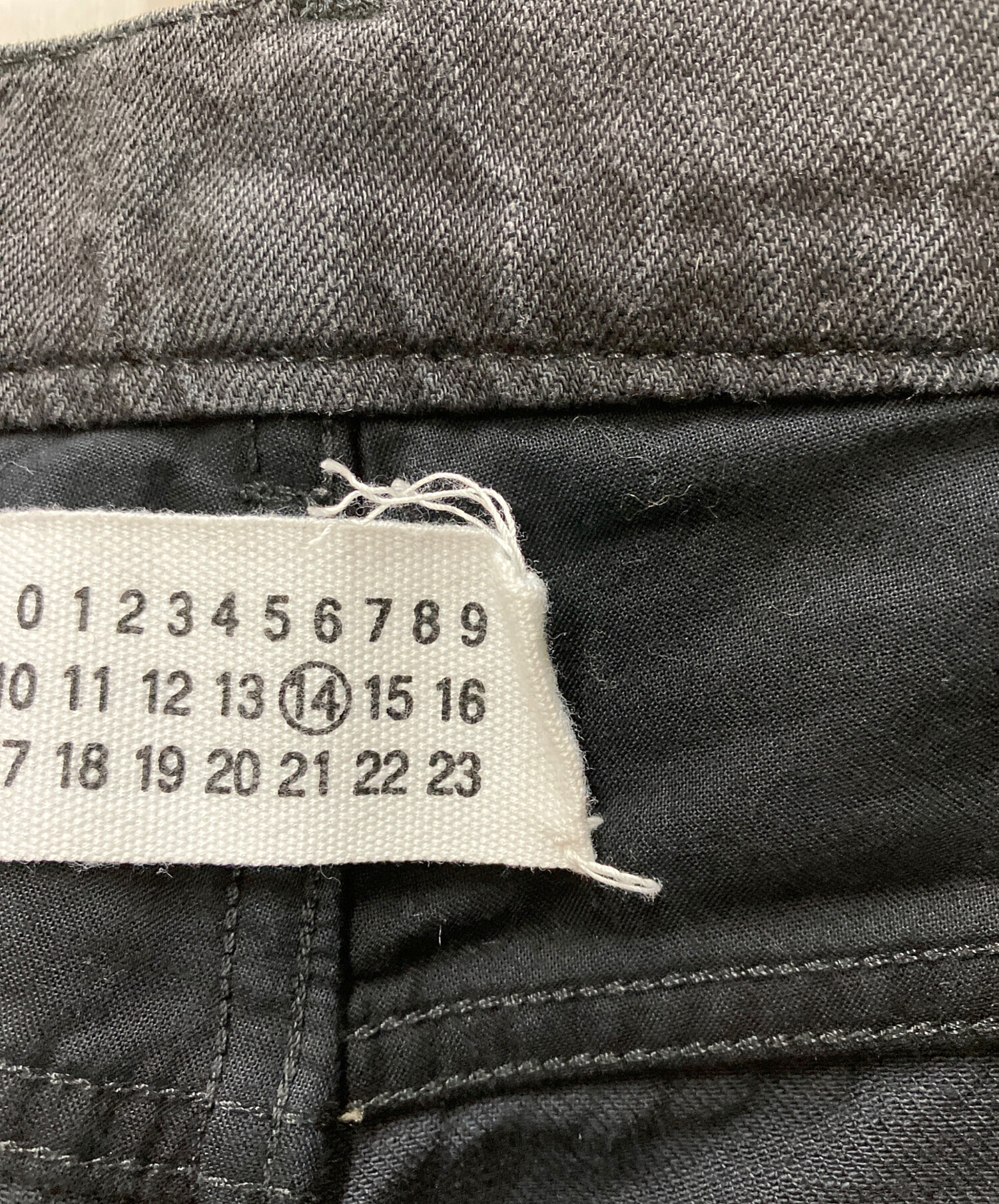 マルジェラ　ここのえタグ　パンツ　サイズ44 中古・古着通販】Maison Margiela (メゾンマルジェラ) ストレート