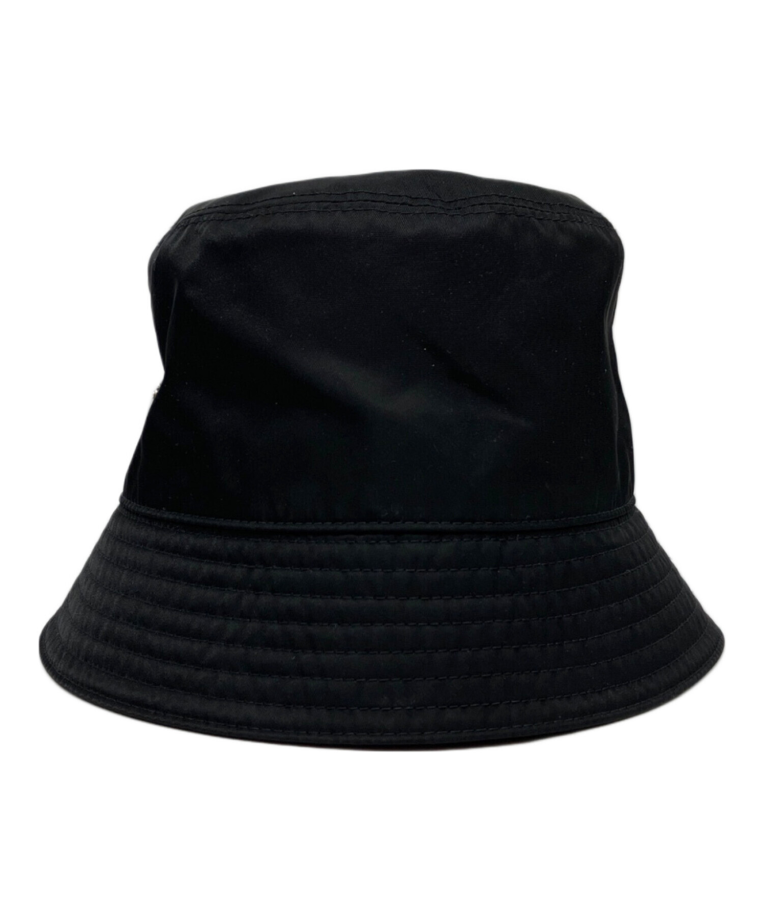PRADA Re-Nylon バケットハット ブラック XL 60cm国内タグ付 中古・古着通販】PRADA (プラダ) RE NYLONロゴプレートバケットハット