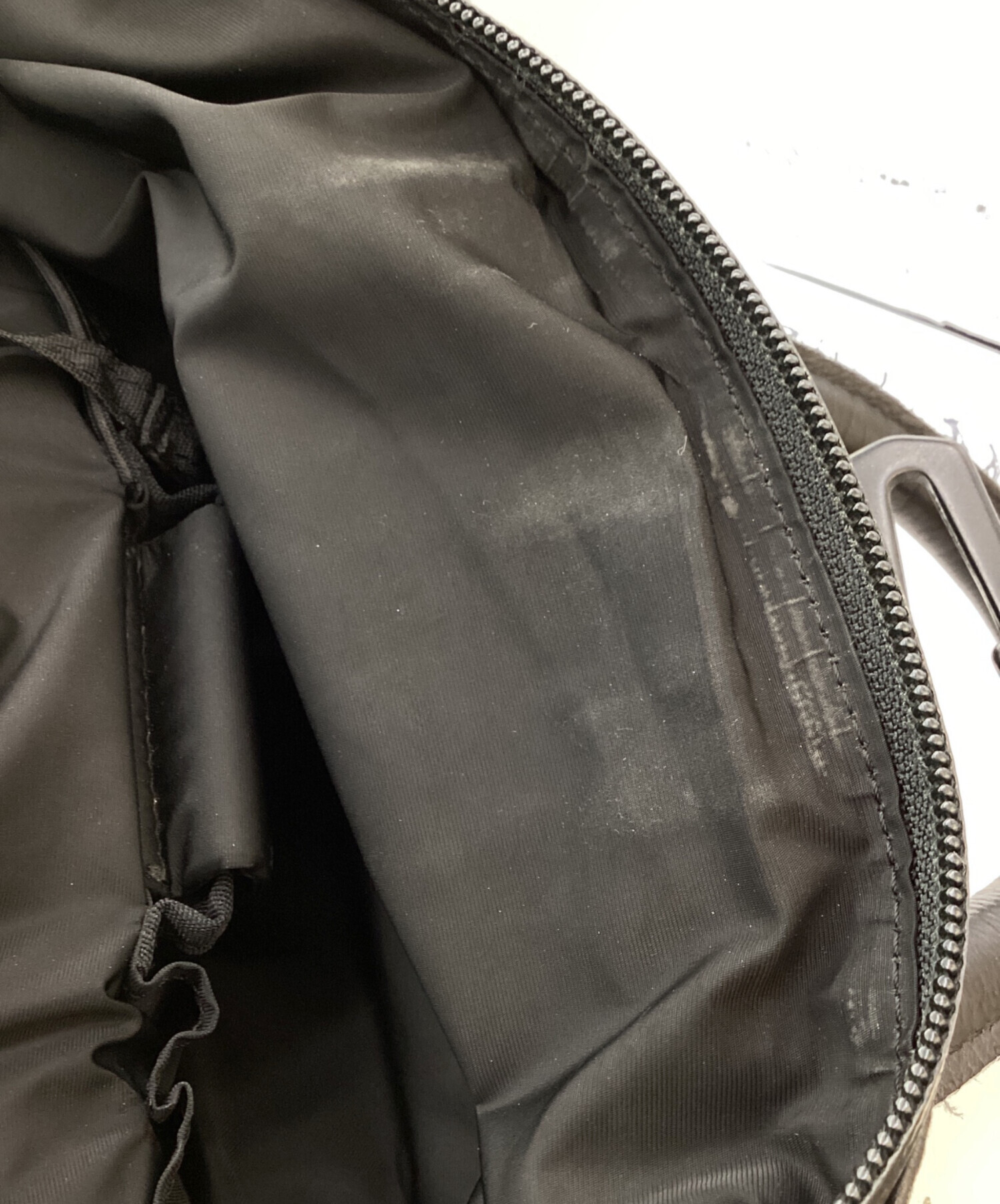 中古・古着通販】F/CE. (エフシーイー) レザーヘルメットバック
