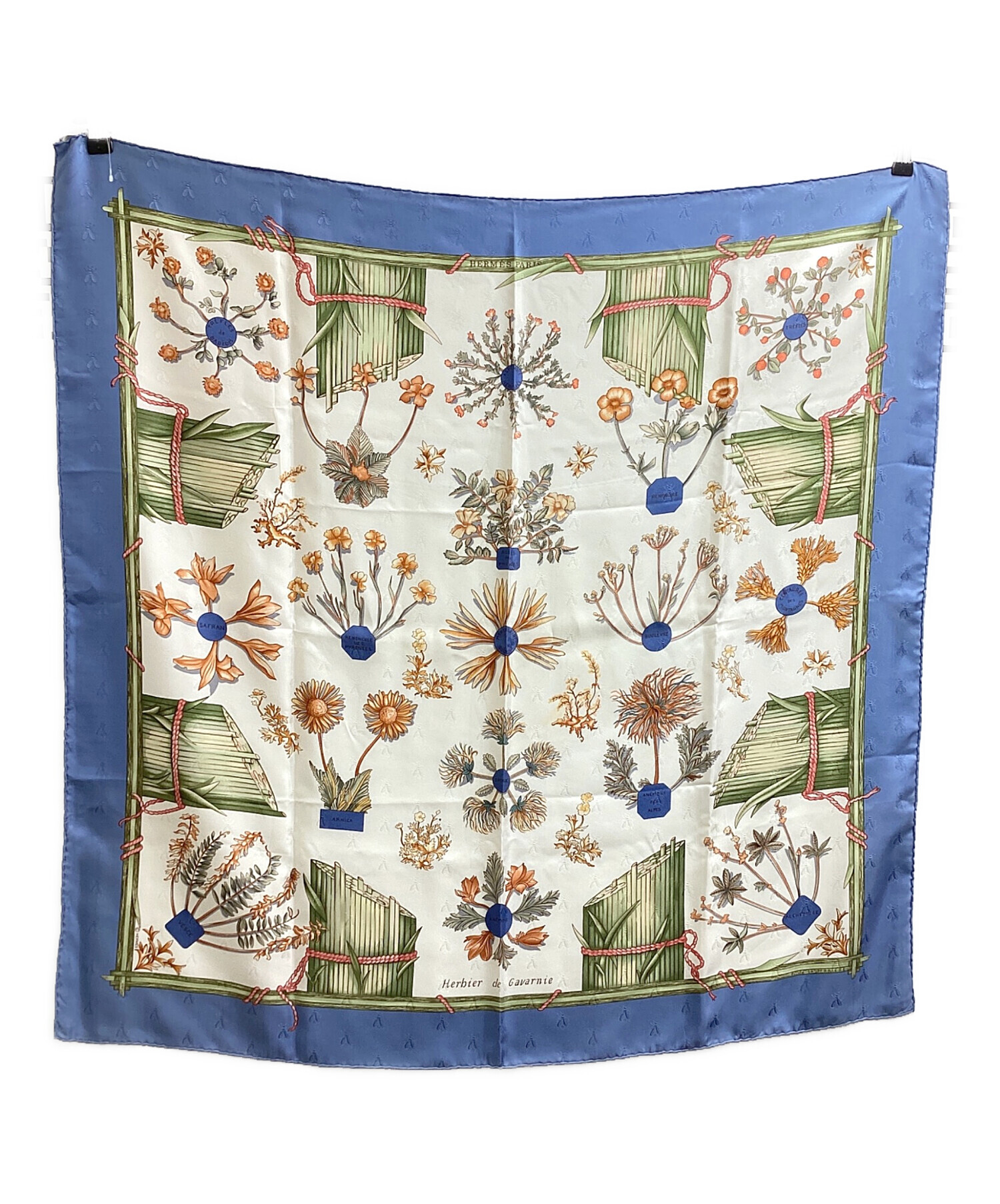 ○ エルメス スカーフ Herbier de Gavarnie カレ90 ガヴァルニー圏谷の
