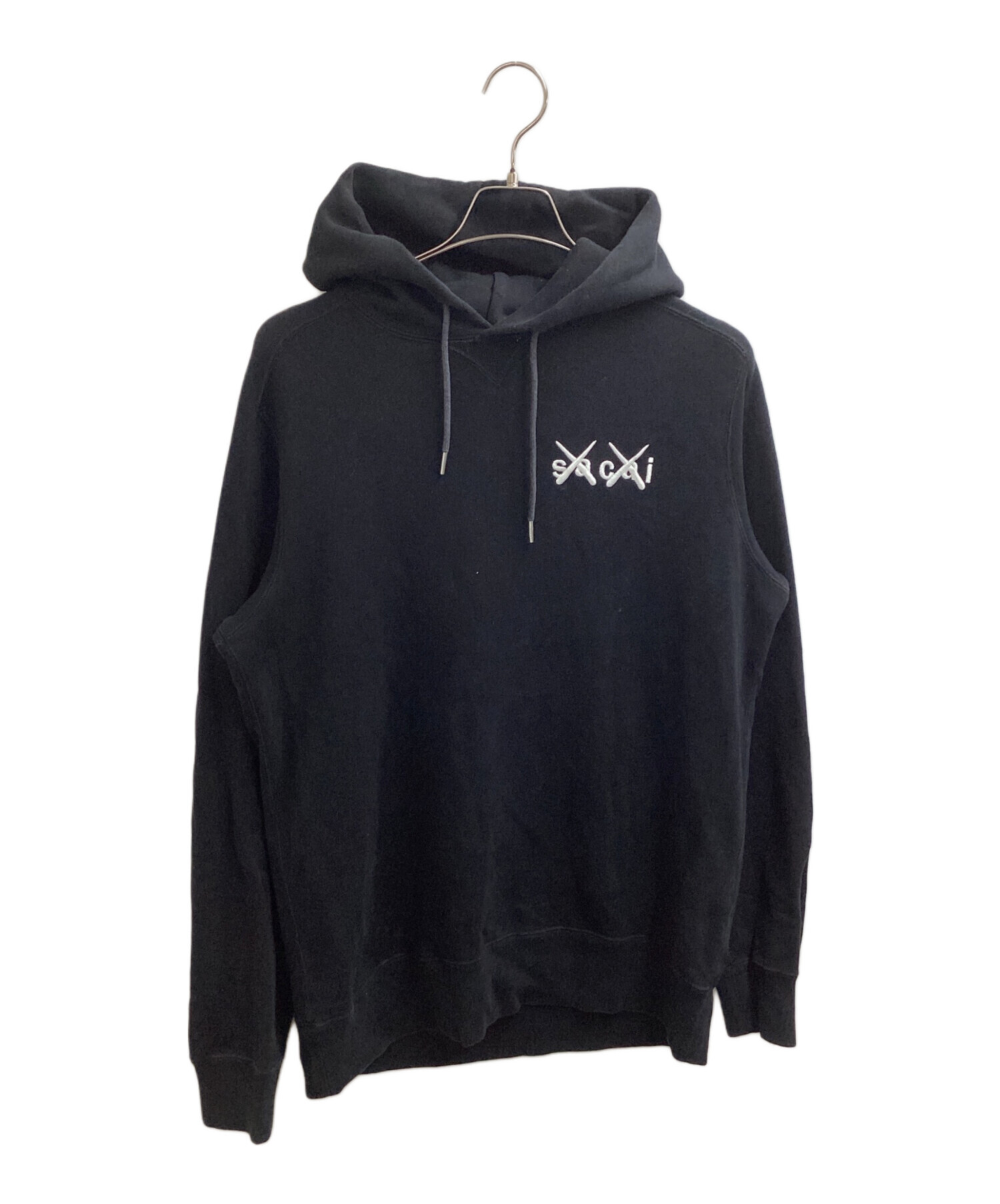 sacai × KAWS / 21SS Embroidery Hoodie 中古・古着通販】sacai (サカイ) KAWS (カウズ) Embroidery Hoodie 21