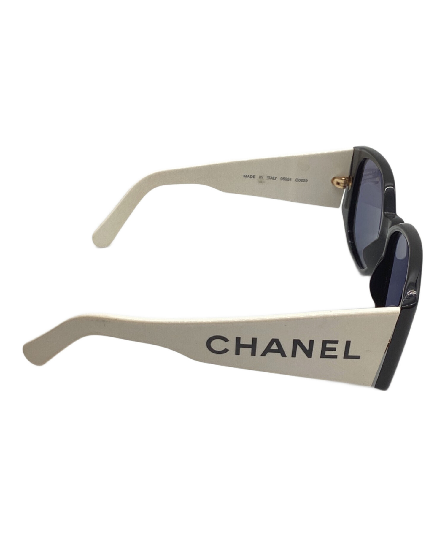 中古・古着通販】CHANEL (シャネル) サングラス/05251 C0229 ホワイト
