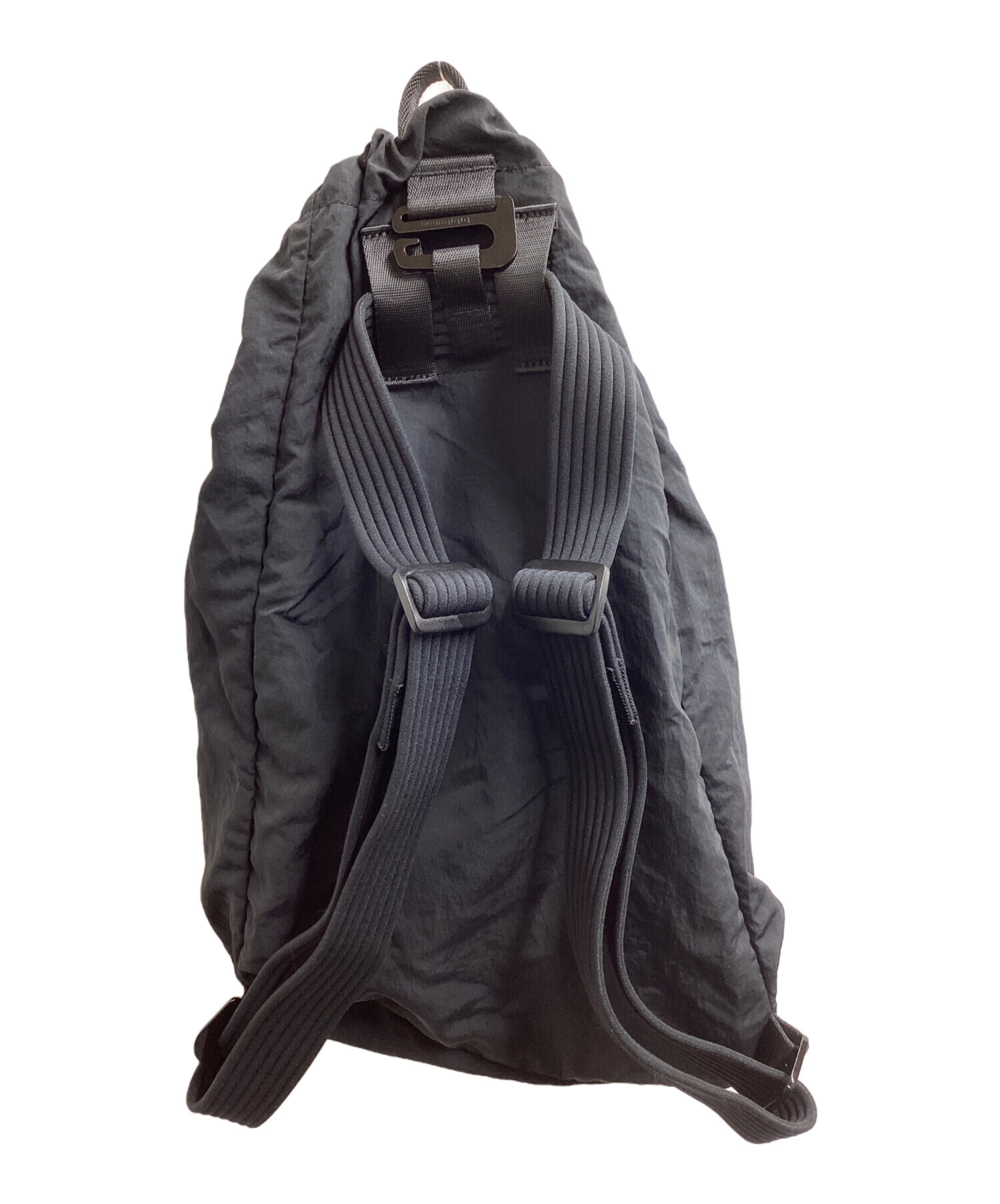 完売品　ルルレモン　リュック　大容量　ブラックlululemon lululemon（ルルレモン） lululemon New Crew Backpack 22L バック