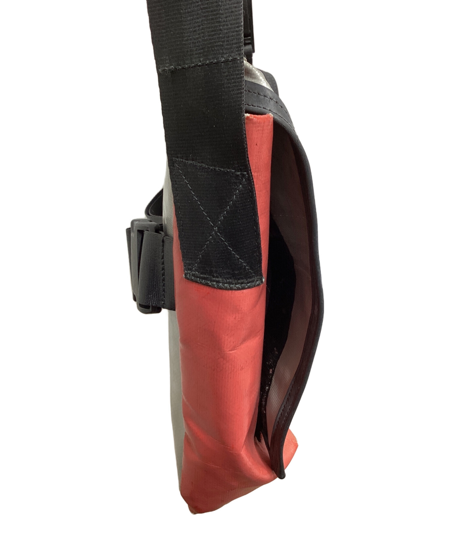 マ*ス様 FREITAG DRAGNET(ドラグネット) 保証書有 マ*ス様 FREITAG DRAGNET(ドラグネット) 保証書有 - メルカリ