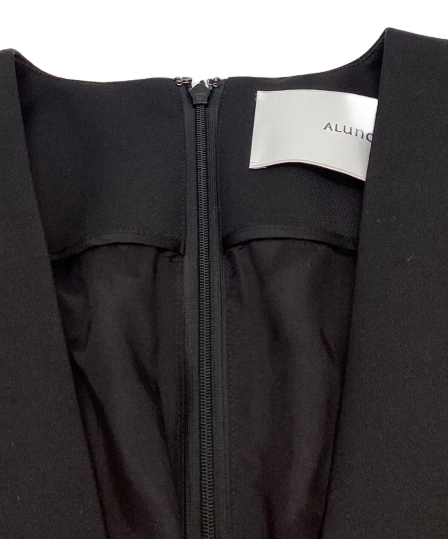 中古・古着通販】ALUNC (アルン) マスキュリンロングドレス / Vネック 