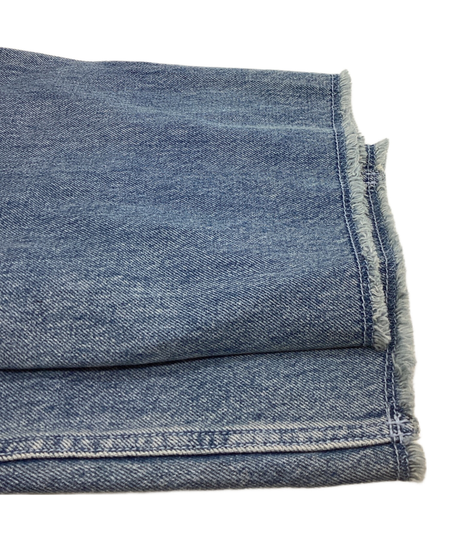 中古・古着通販】AMERI (アメリ) UND HARD DAMAGE LOOSE DENIM