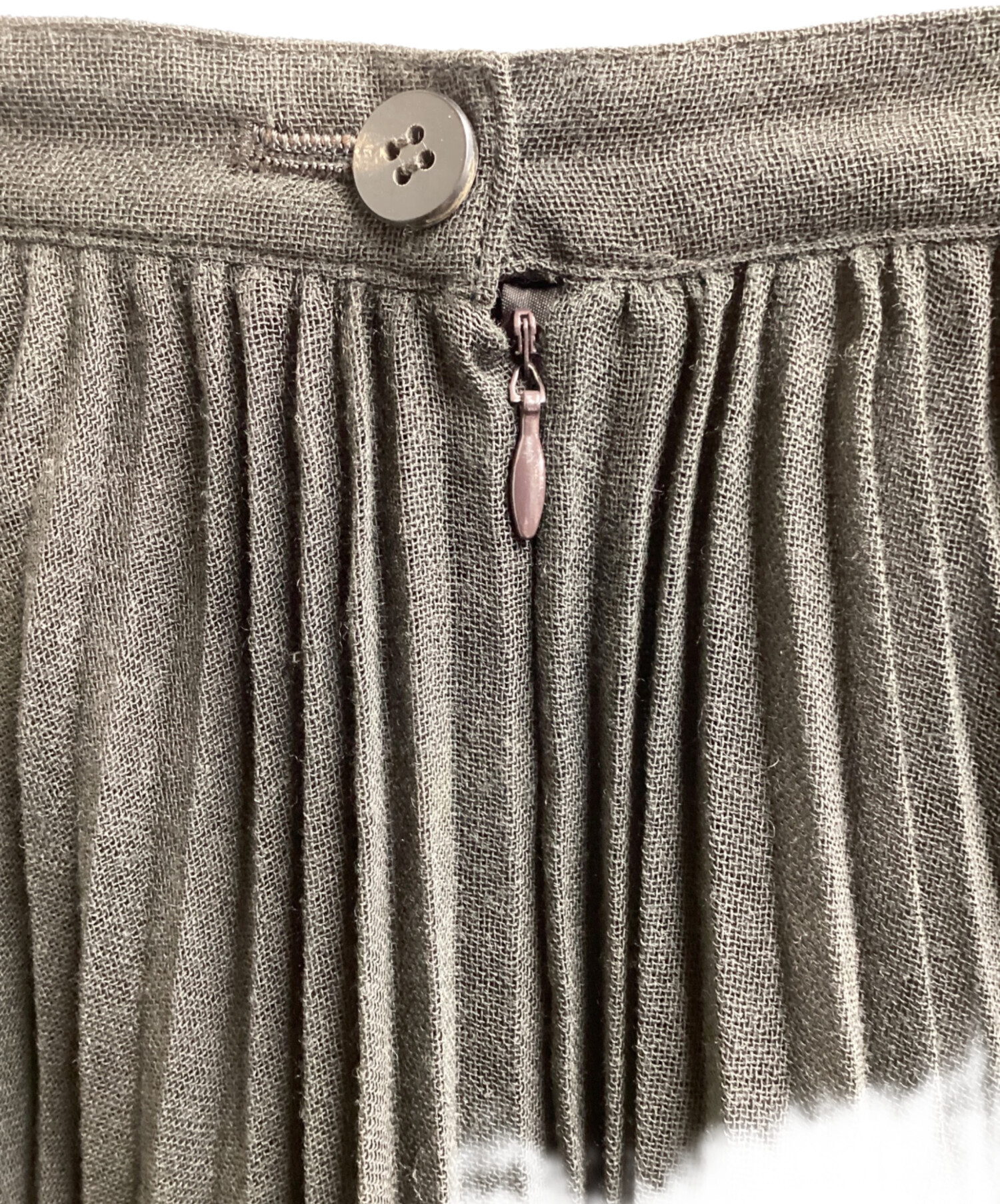 最終お値下げ！ISSEY MIYAKE、インディアン調ストライプ スカート 中古・古着通販】ISSEY MIYAKE (イッセイミヤケ) プリーツスカート