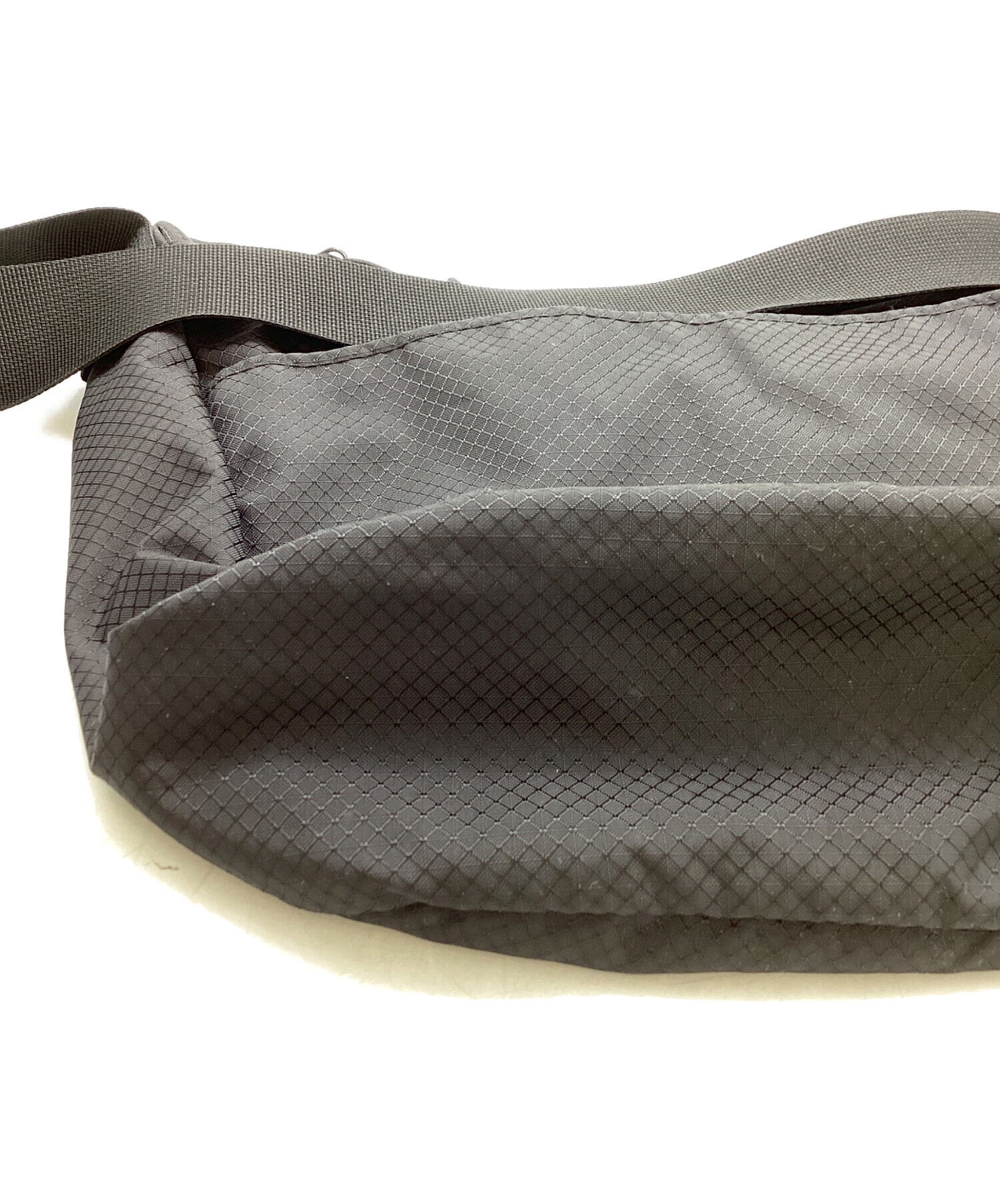 中古・古着通販】Supreme (シュプリーム) Small Messenger Bag