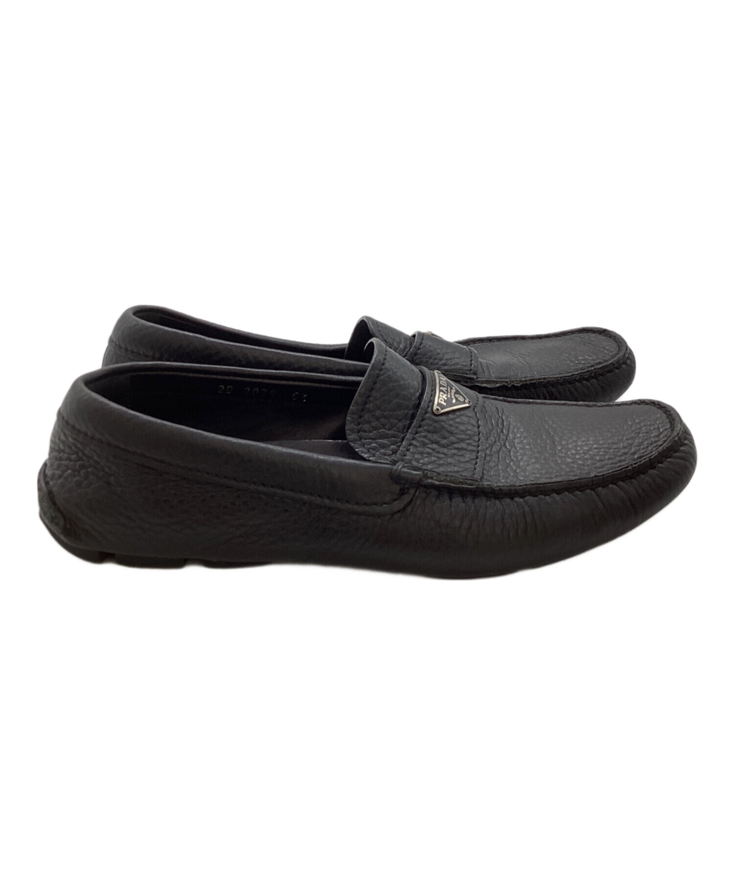 【新品・箱付き】PRADAメンズ ドライビングシューズ モカシン ブラック 中古・古着通販】PRADA (プラダ) トライアングルプレート ドライビング