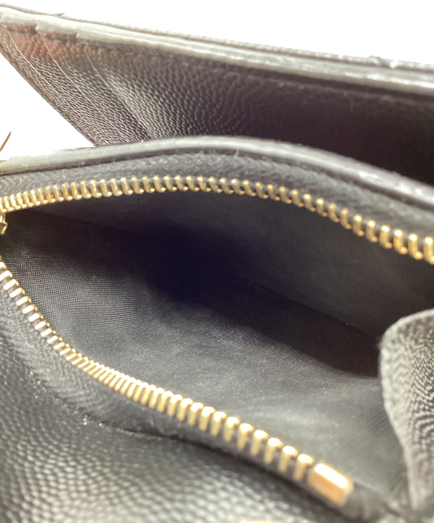 サンローラン マトラッセ コンパクト トリフォールド ウォレット 3つ折り財布 中古・古着通販】Saint Laurent Paris (サンローランパリ) マトラッセ