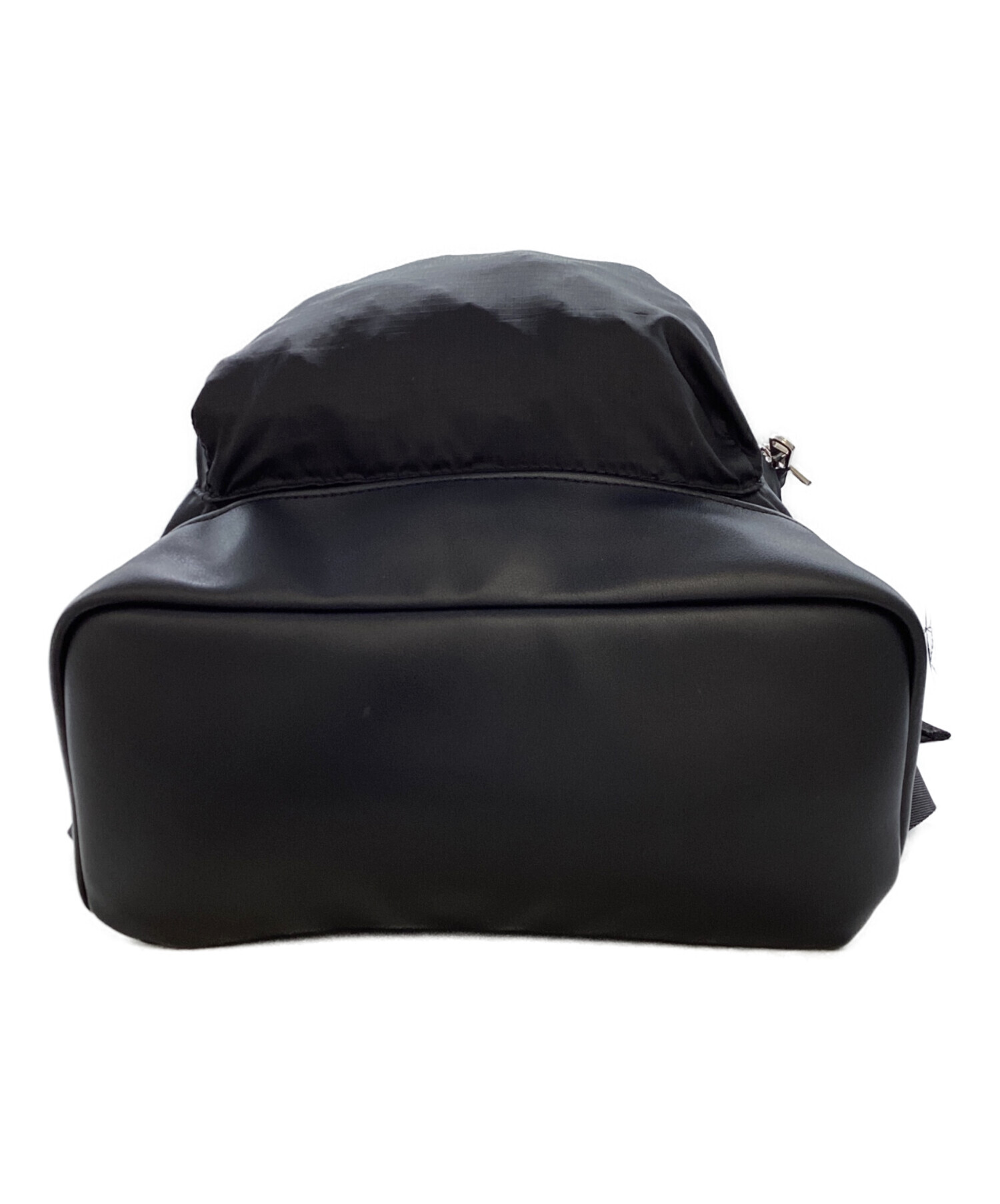 【未使用】A.P.C. ブラックレザーケース 中古・古着通販】A.P.C. (アーペーセー) ナイロン×レザー バックパック