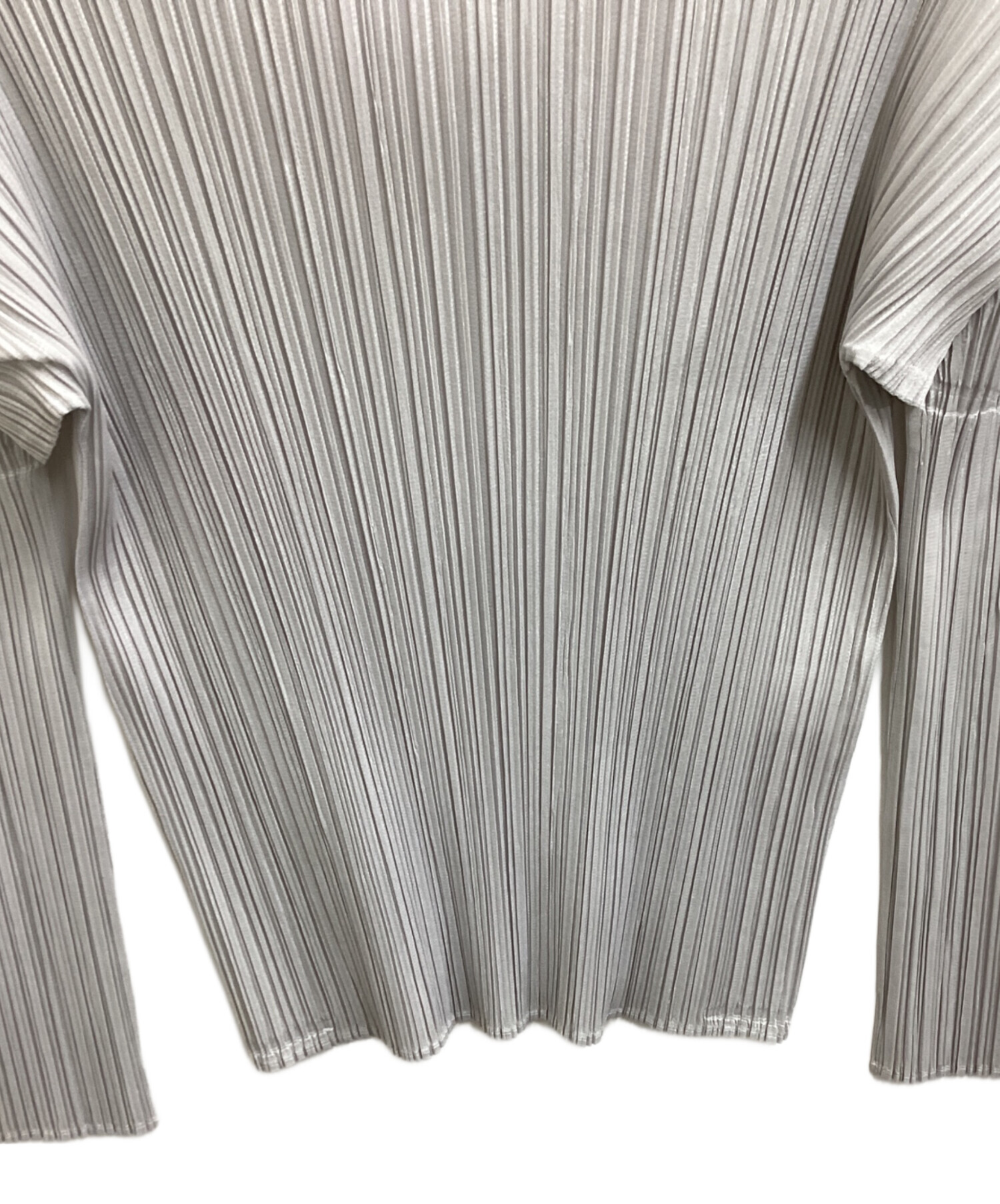 中古・古着通販】PLEATS PLEASE (プリーツプリーズ) BASICS ハイネック 中古・古着通販】PLEATS PLEASE (プリーツプリーズ) BASICS ハイネック