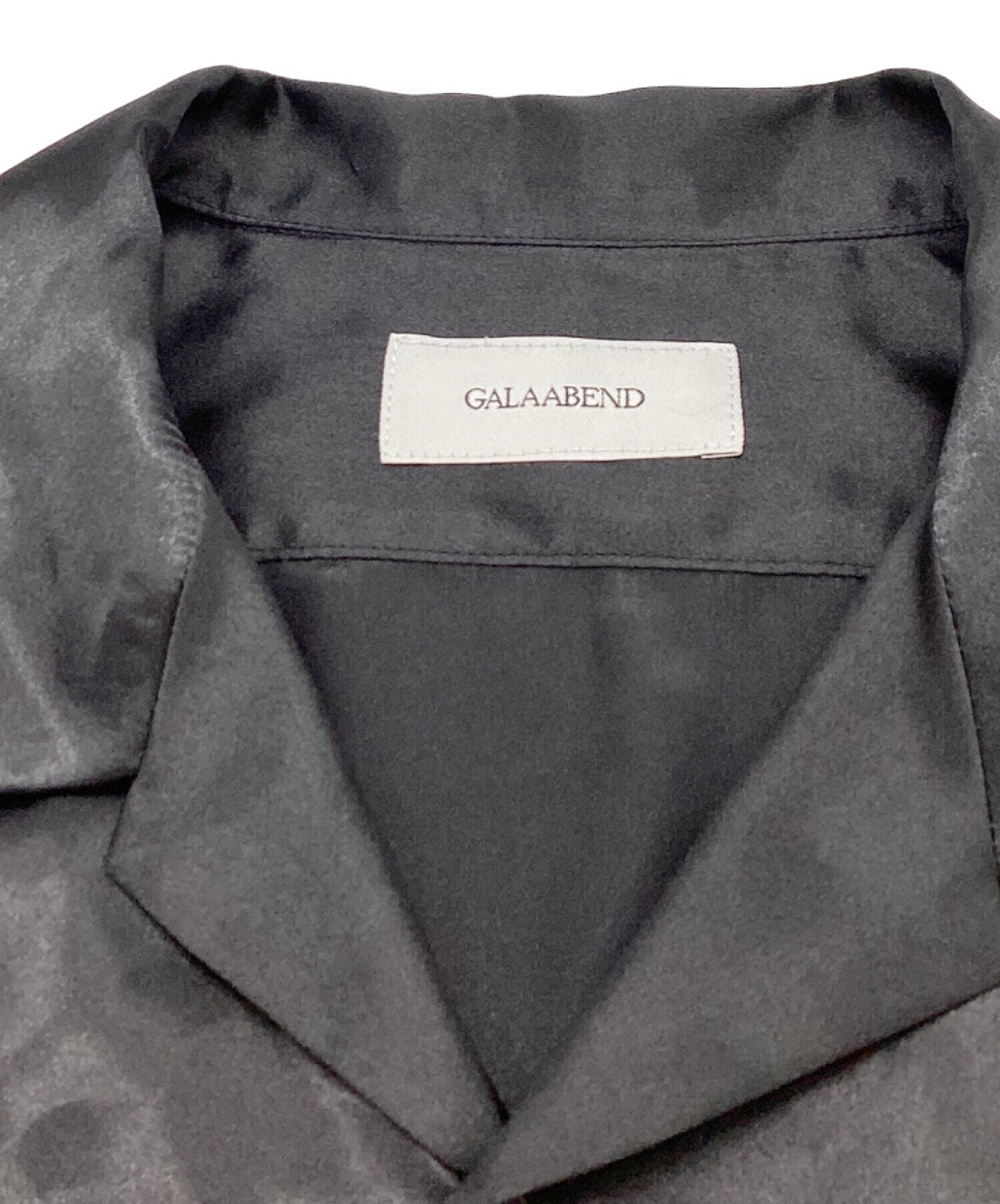 中古・古着通販】GALAABEND (ガラアーベント) サテンオープンカラー