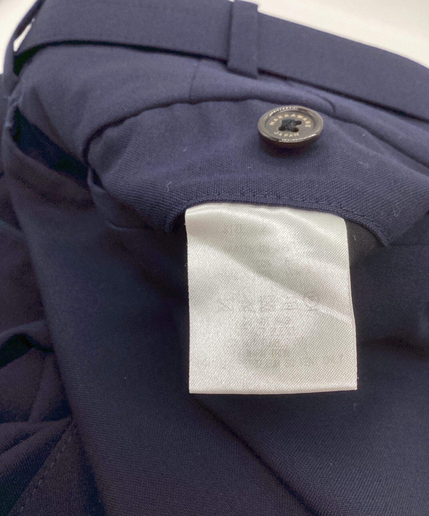 中古・古着通販】MARKAWARE (マーカウェア) FRONT PLEATED PEGTOP