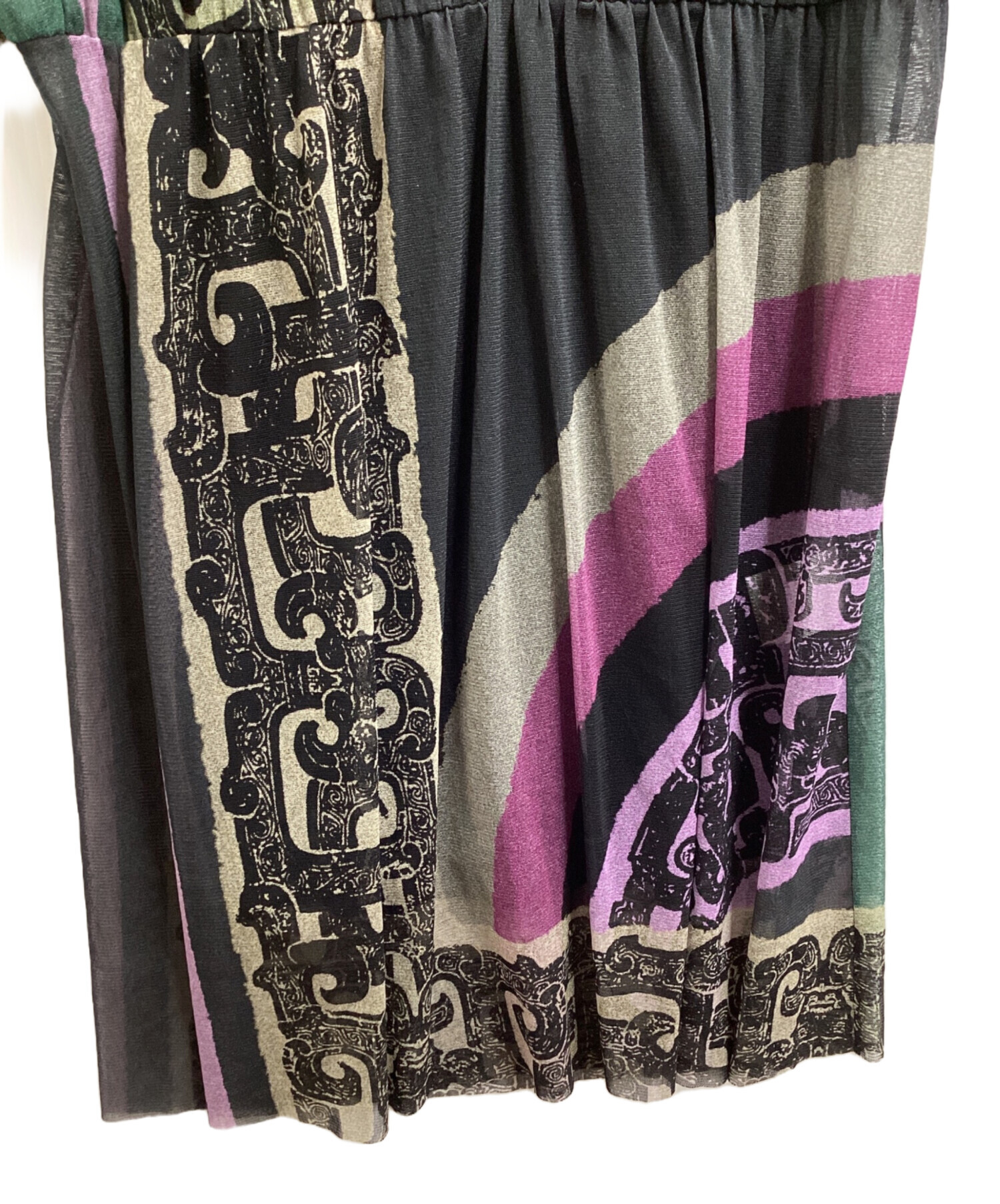 中古・古着通販】VIVIENNE TAM (ヴィヴィアンタム) パワーネット総柄