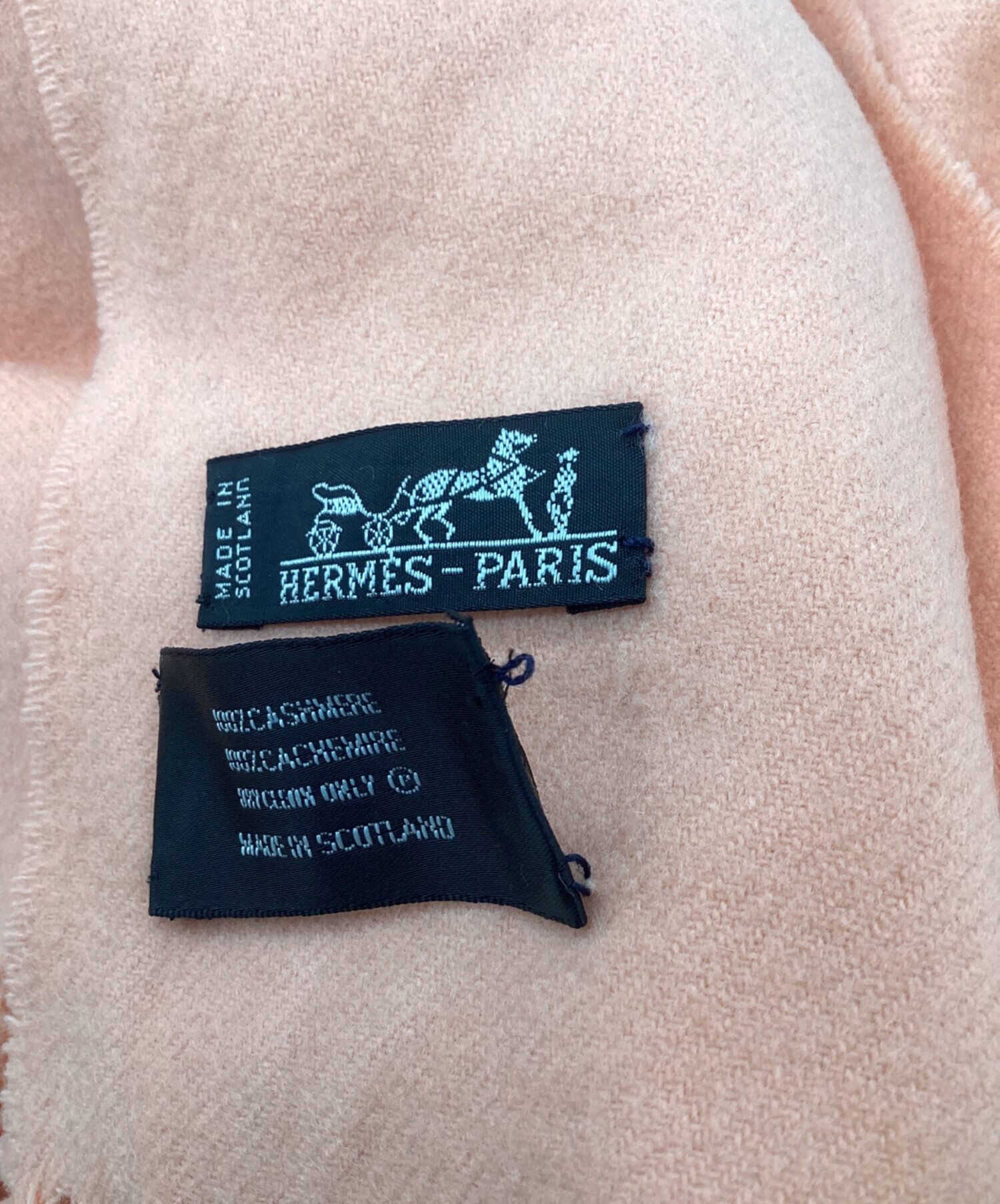 HERMESエルメス ドレバックルカシミヤ100% マフラーグレージュピンク箱付 中古・古着通販】HERMES (エルメス) 大判カシミヤマフラー ピンク