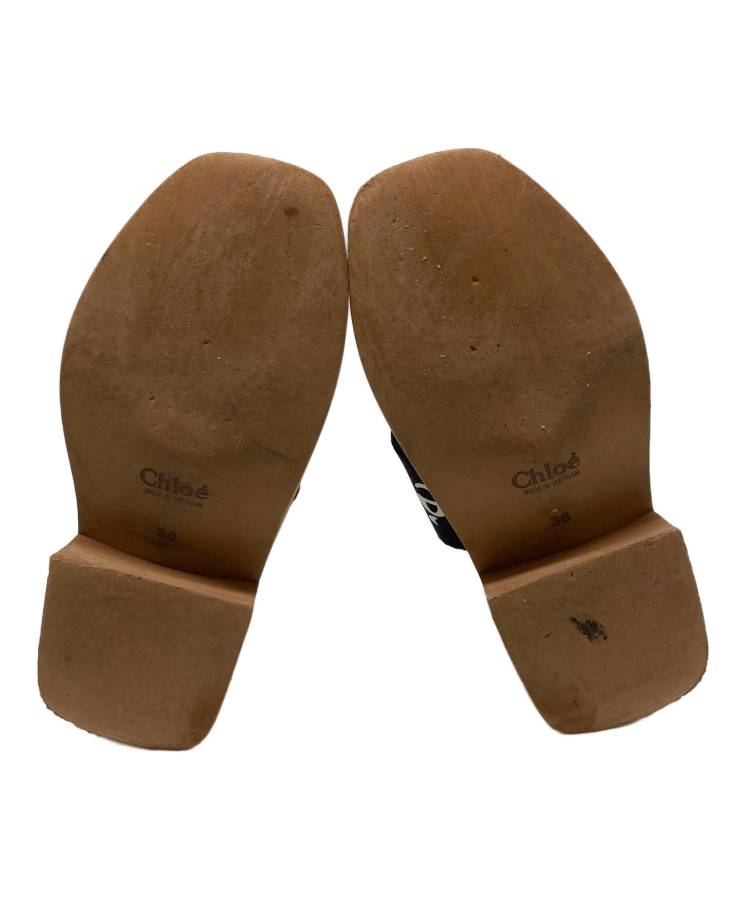 クロエウッディサンダル