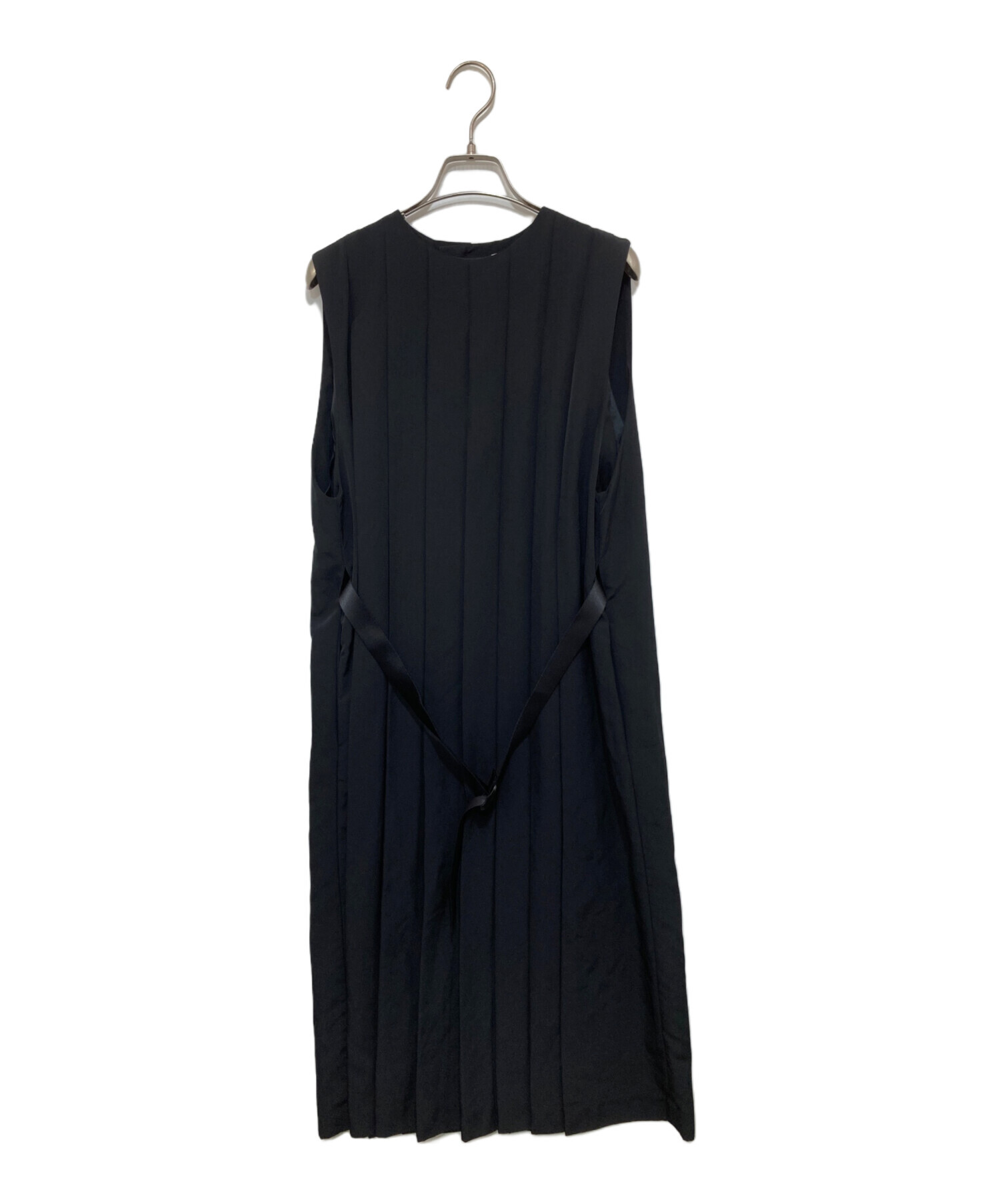 中古・古着通販】HYKE (ハイク) プリーツノースリーブワンピース
