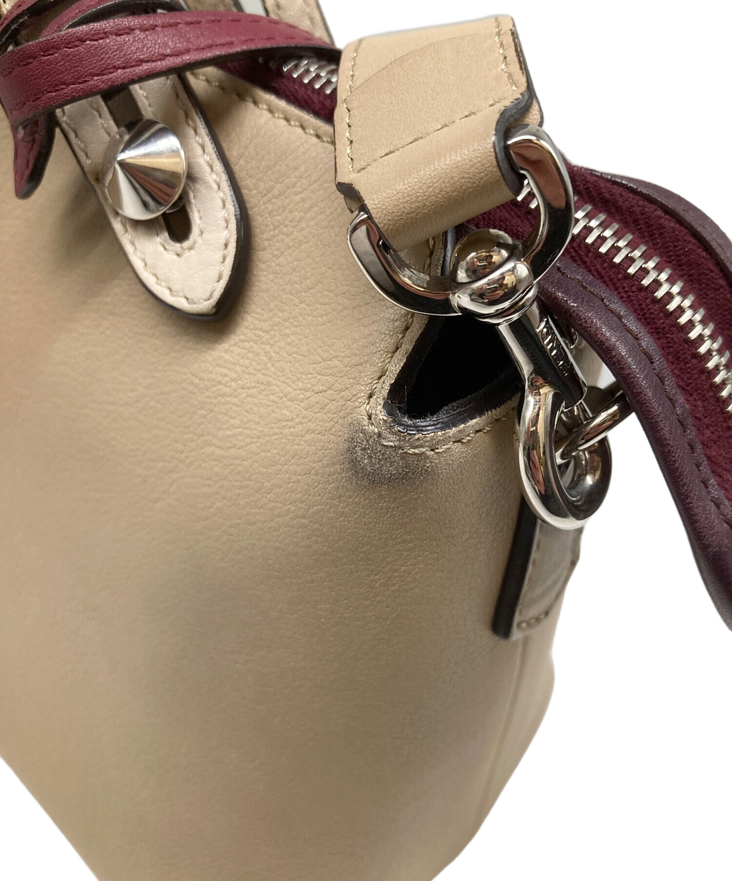 中古・古着通販】FENDI (フェンディ) 2WAYショルダーバッグ スタッズ 