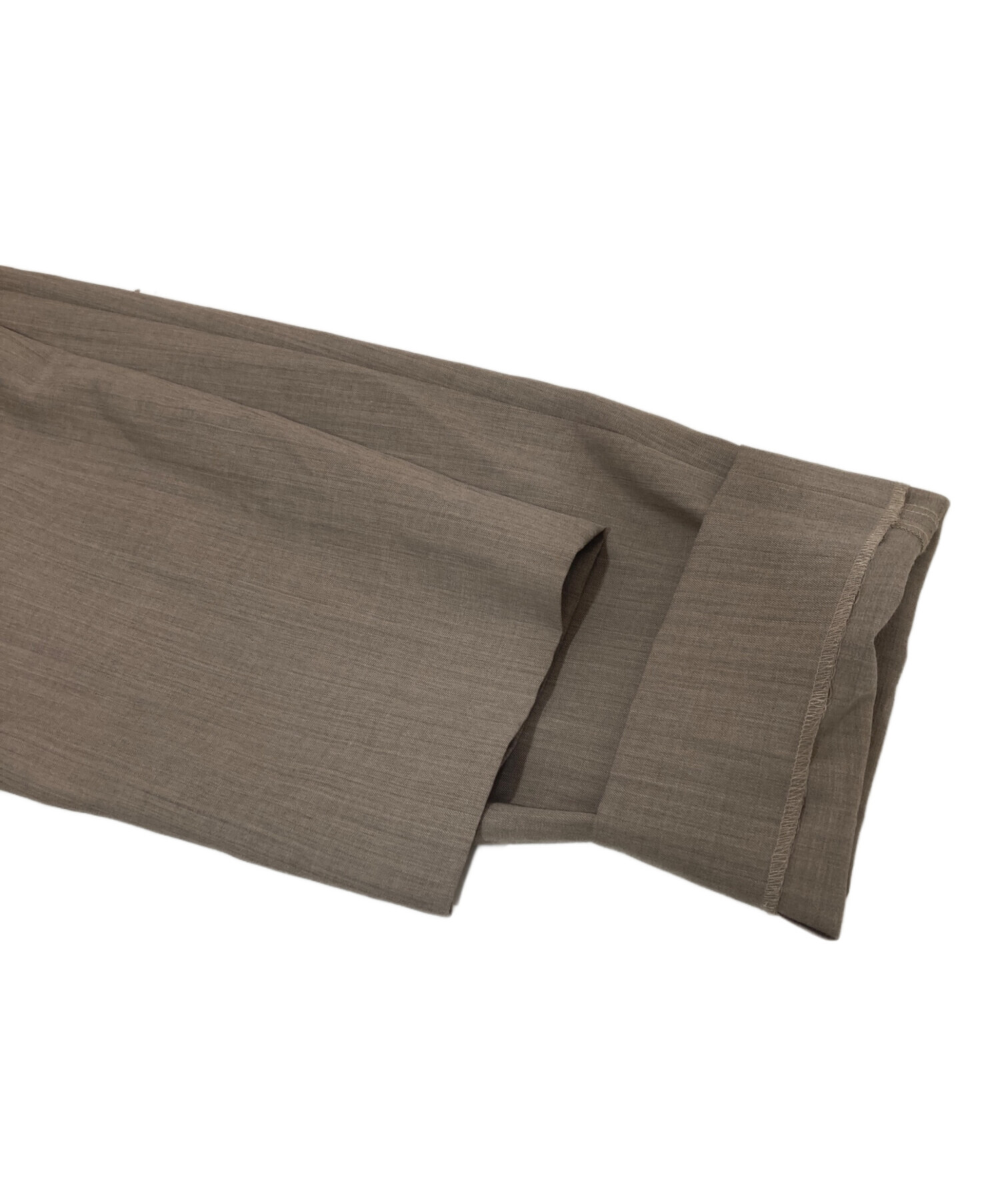 ATON エイトン パンツ（その他） S 茶 【古着】【中古】【送料無料】 中古・古着通販】ATON (エイトン) WOOL GABARDINE | テーパードタック