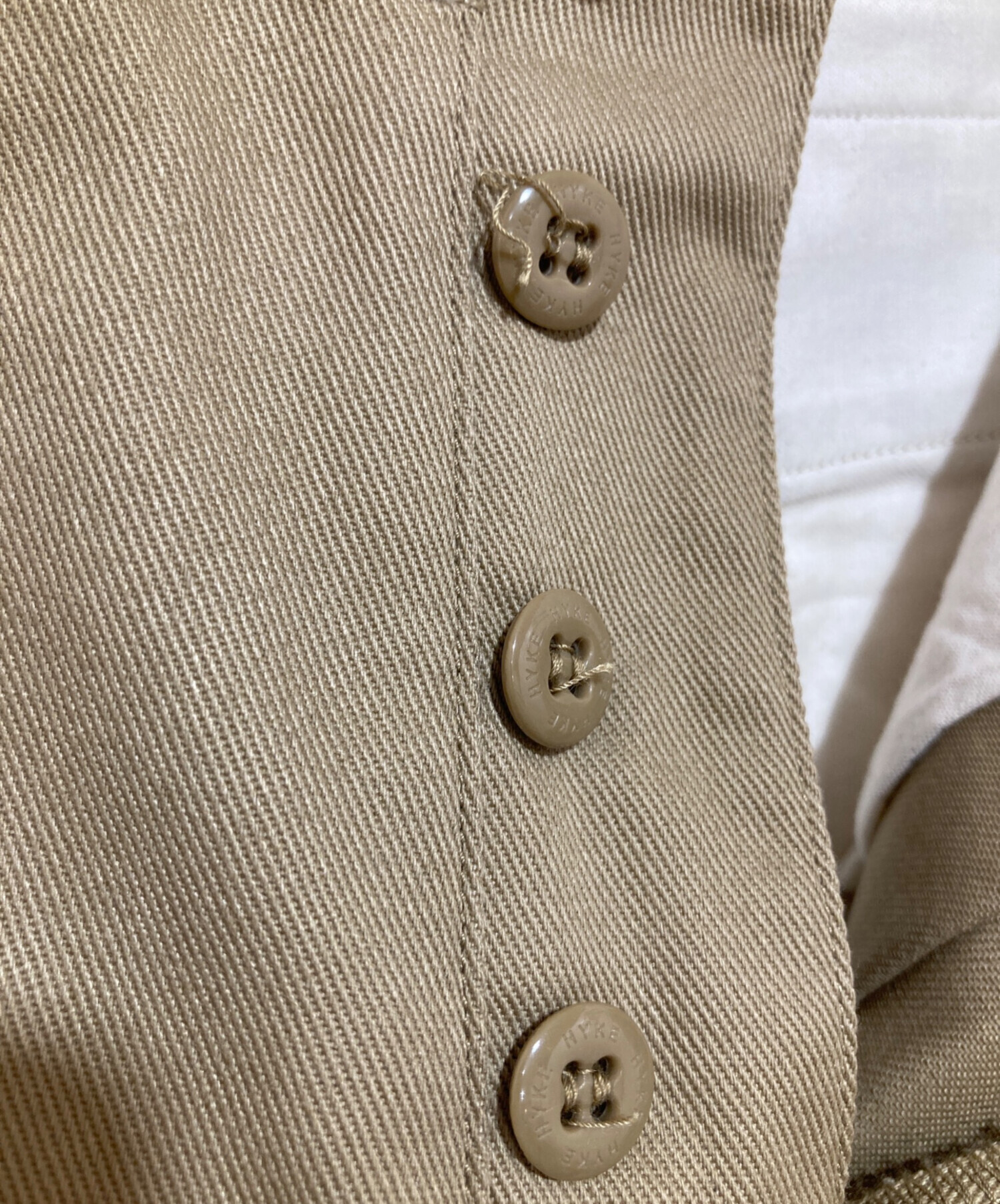 中古・古着通販】HYKE (ハイク) T/C TWILL ARMY WIDE LEG CHINOS 中古・古着通販】HYKE (ハイク) T/C TWILL ARMY WIDE LEG CHINOS