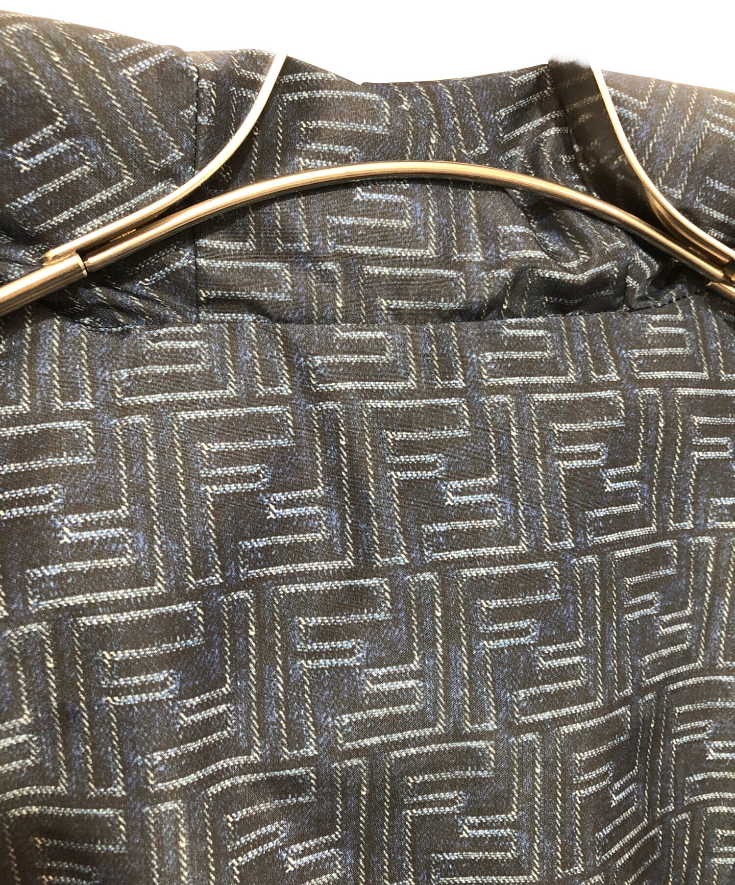 中古・古着通販】FENDI (フェンディ) Denim-Effect-Ff-Windbreaker