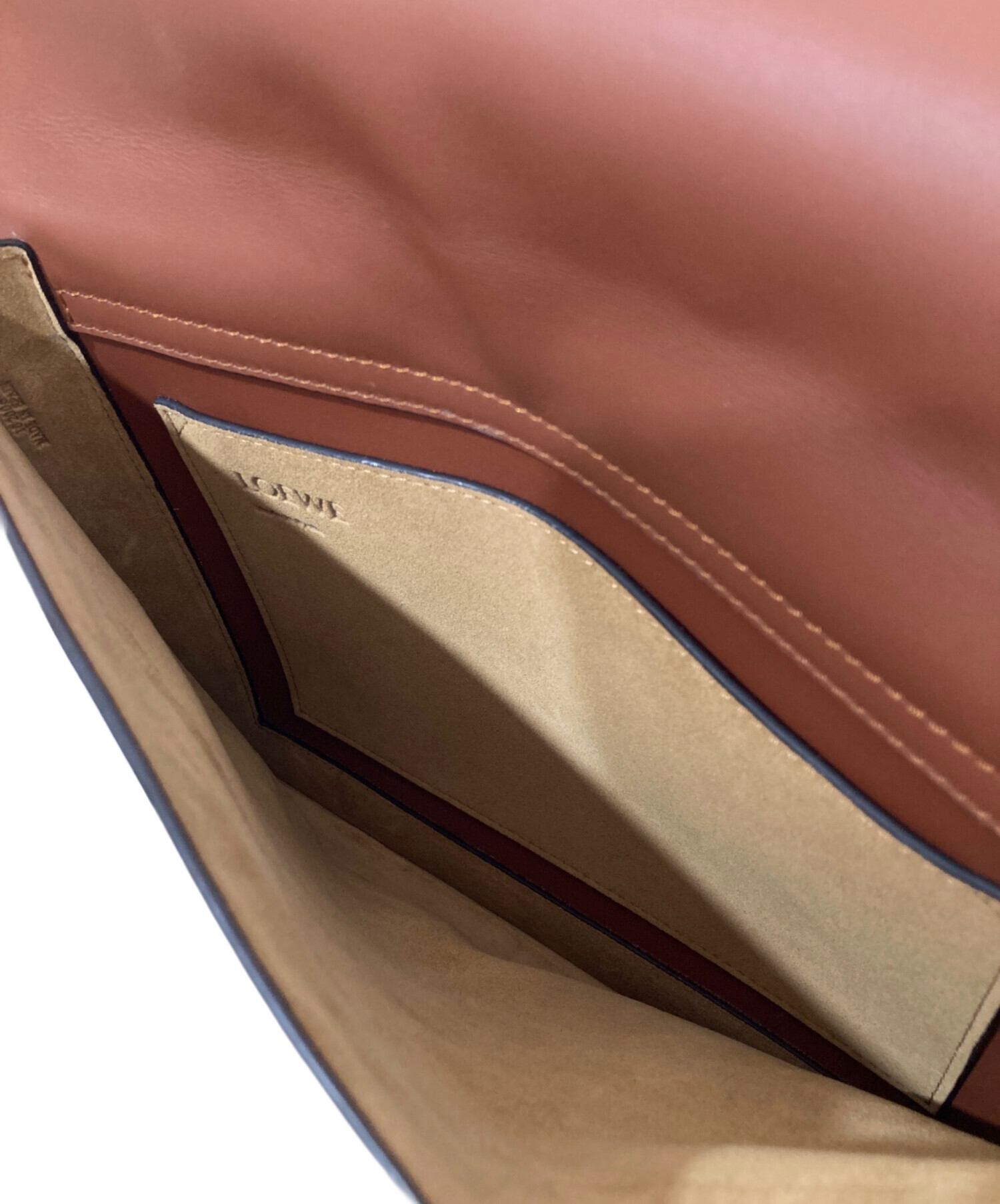 ロエベ LOEWE ガセットフラット ショルダーバッグ レザー ブラウン 中古 新入荷 OB1879 中古・古着通販】LOEWE (ロエベ) ガセット フラット メッセンジャー