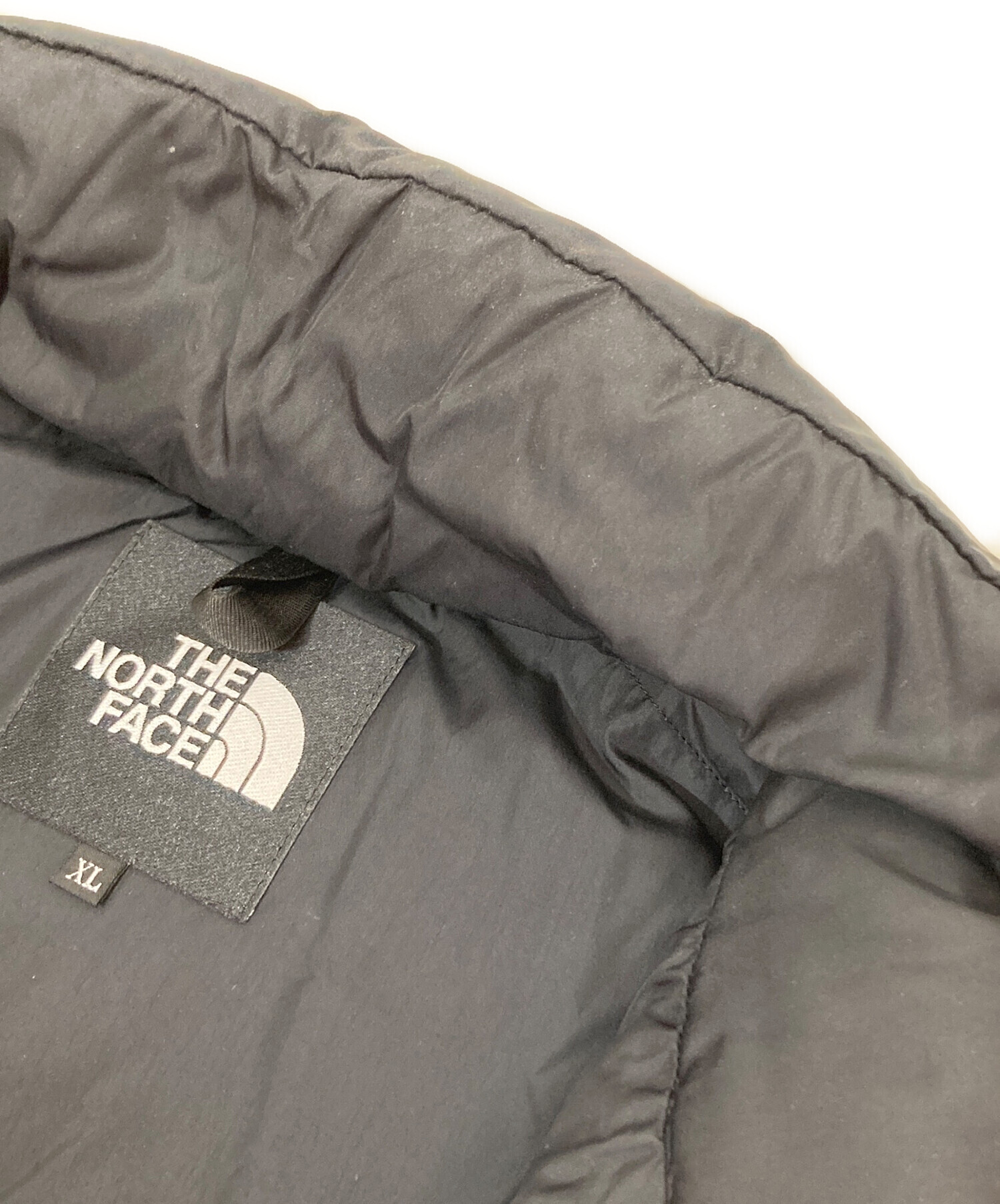 THE NORTH FACE ダウンベスト ND91844 グレー・ブラック THE NORTH FACE◇ダウンベスト/M/ポリエステル/GRY/無地/nd91844