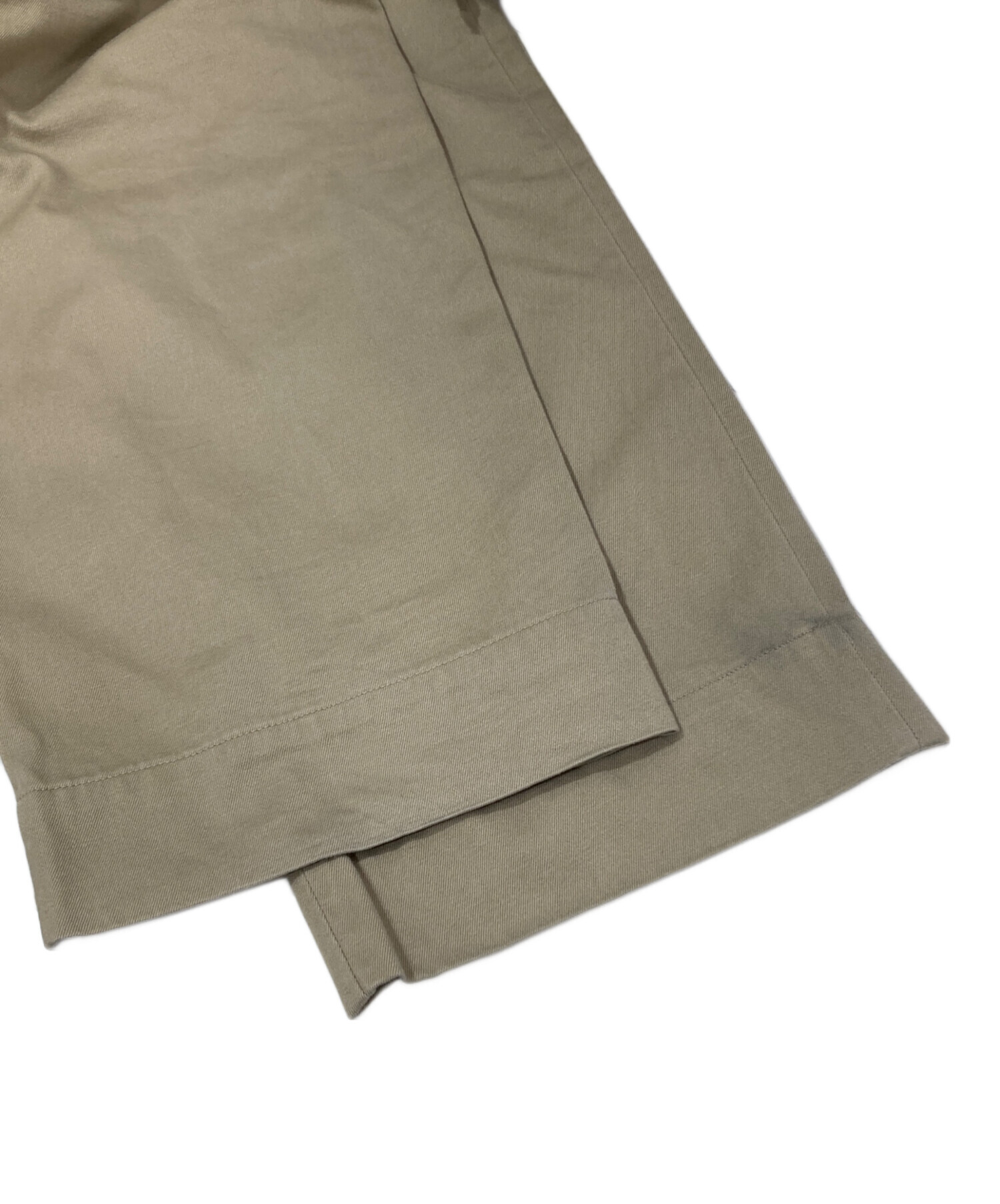 中古・古着通販】COMOLI (コモリ) 25SS KHAKI チノパンツ B01-03021