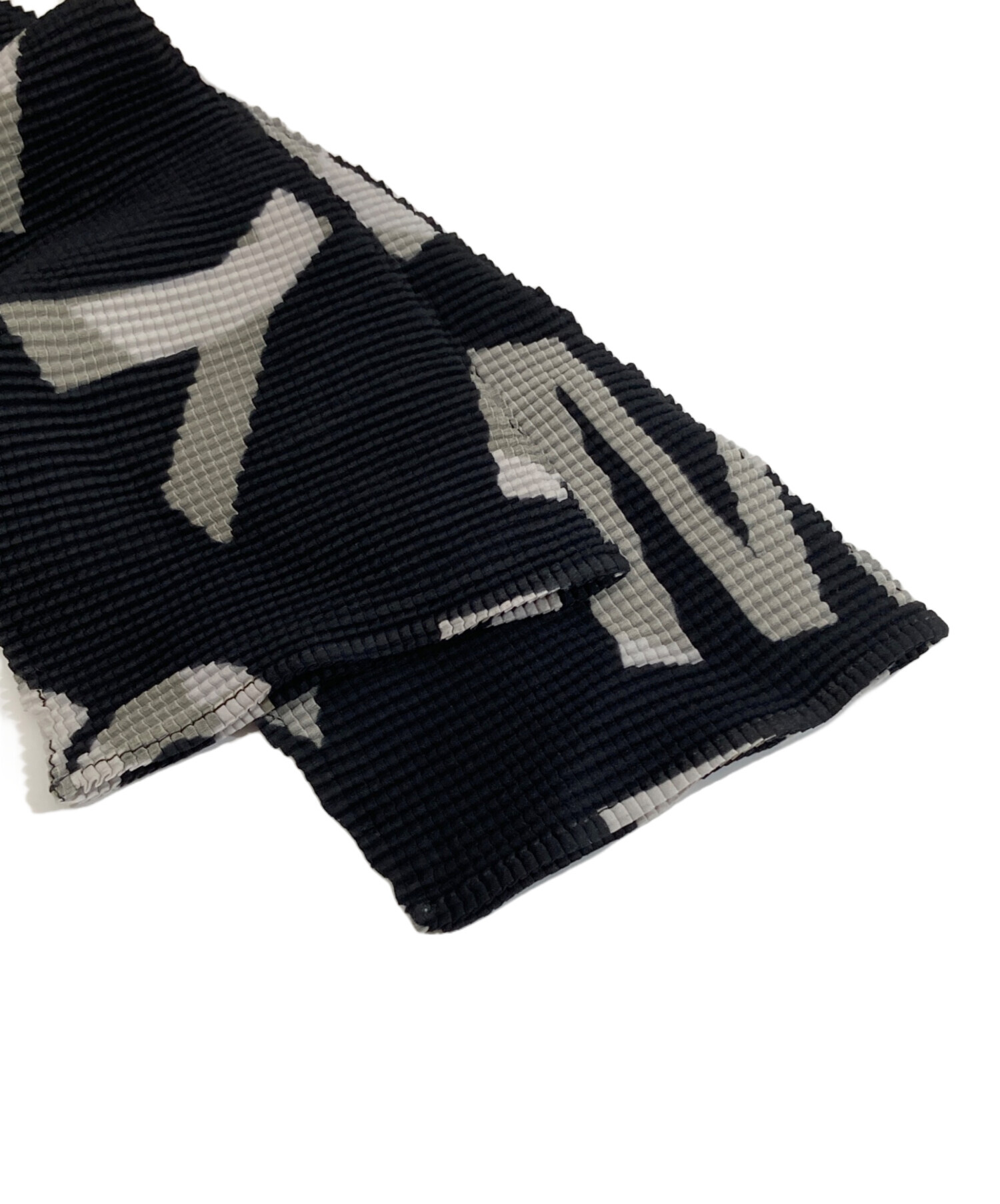 中古・古着通販】me ISSEY MIYAKE (ミーイッセイ ミヤケ) ハイネック