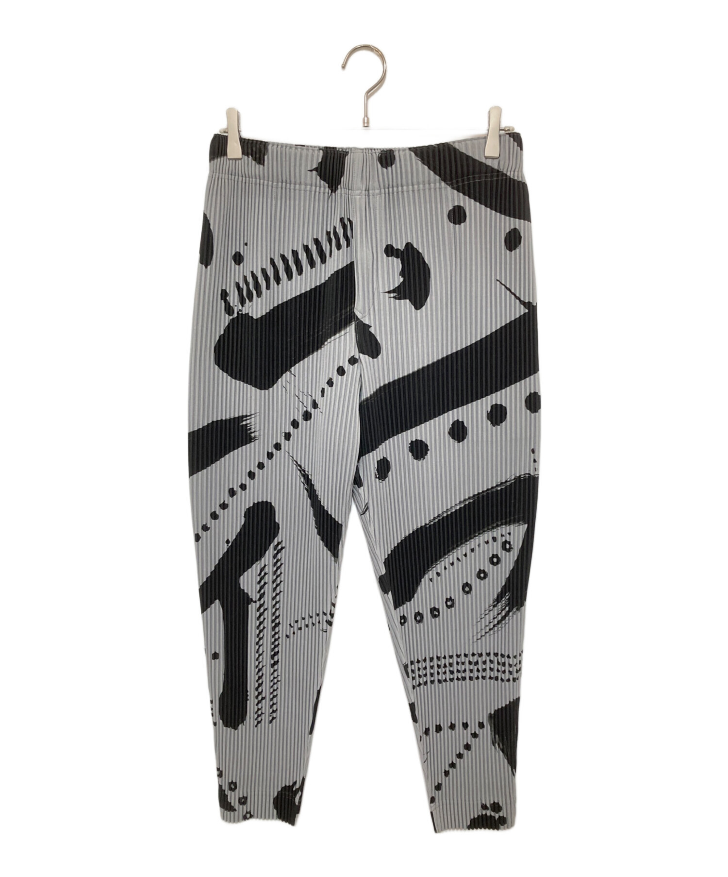 美品HOMME PLISSE ISSEY MIYAKE オムプリッセ パンツ 2 美品】オムプリッセ イッセイミヤケ パンツ サイズ2 黒 中古・古着通販