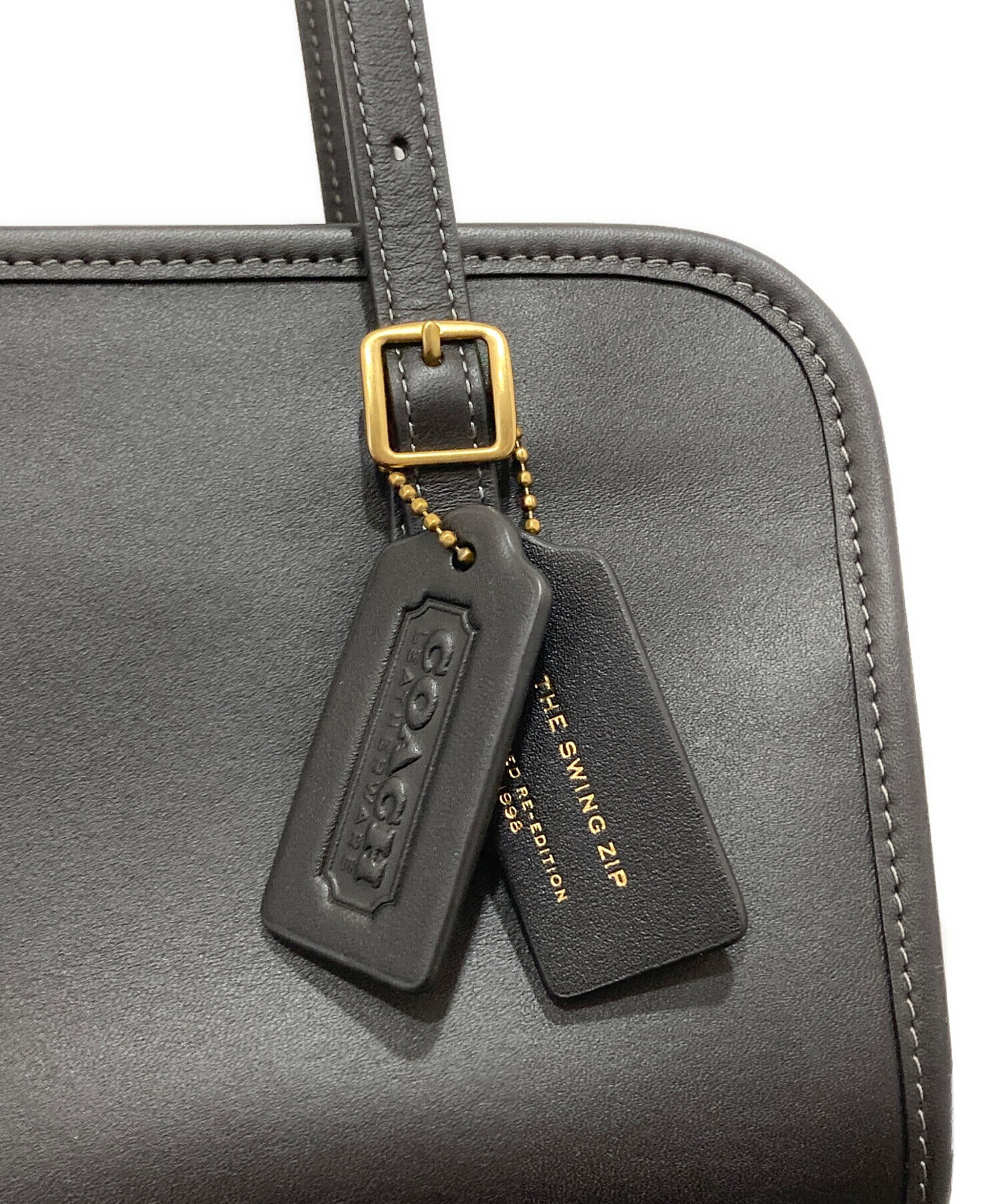 コーチ スウィング ジップ レザー ショルダーバッグ CM565 ブラック【中古】 COACH - コーチ スウィング ジップ レザー ショルダーバッグ CM565